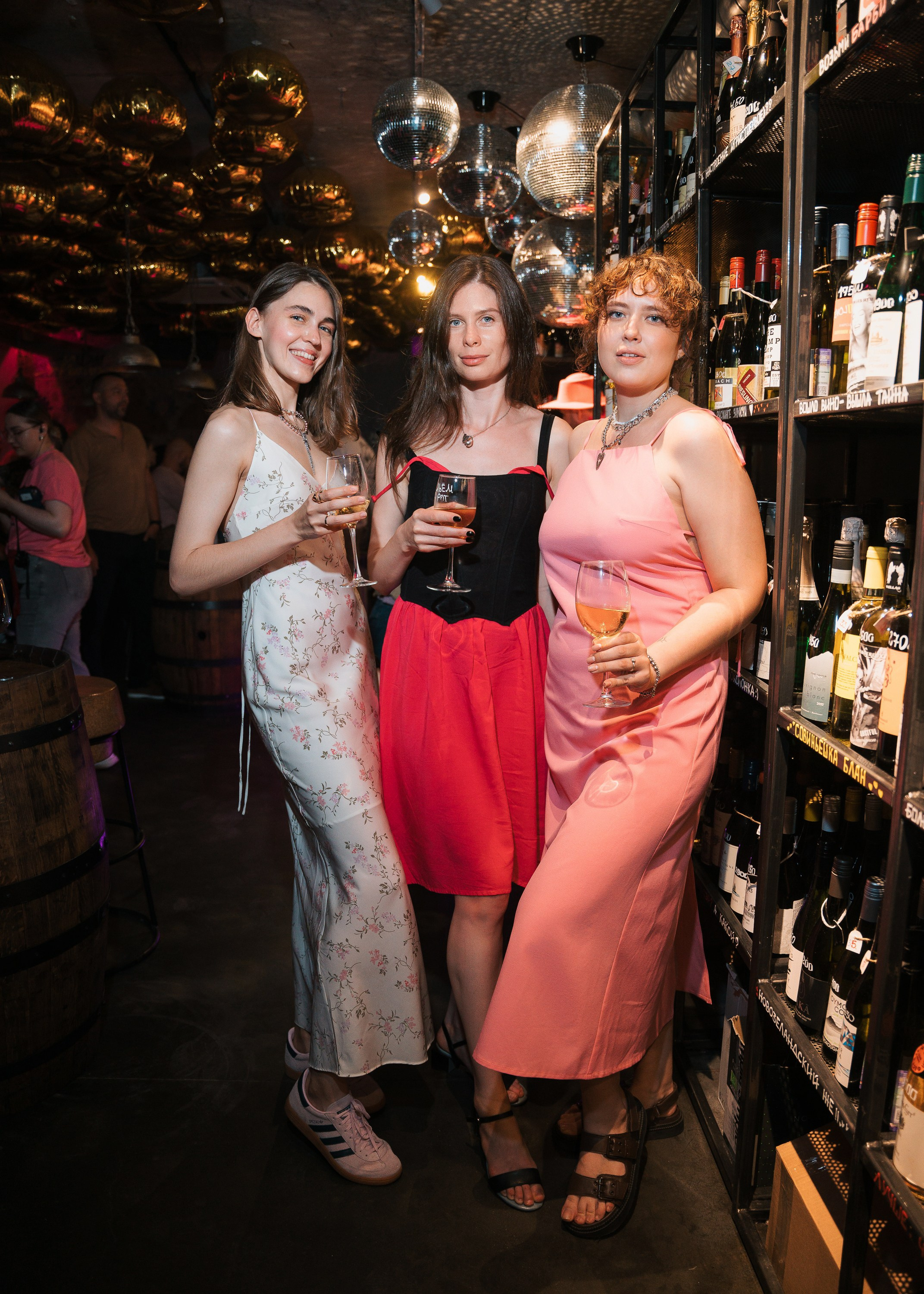 ВИНОТЕКА БАР х МАГАЗ — 3 ГОДА. СВОИ. ФОТООТЧЕТЫ-СОБЫТИЯ-МЕСТА