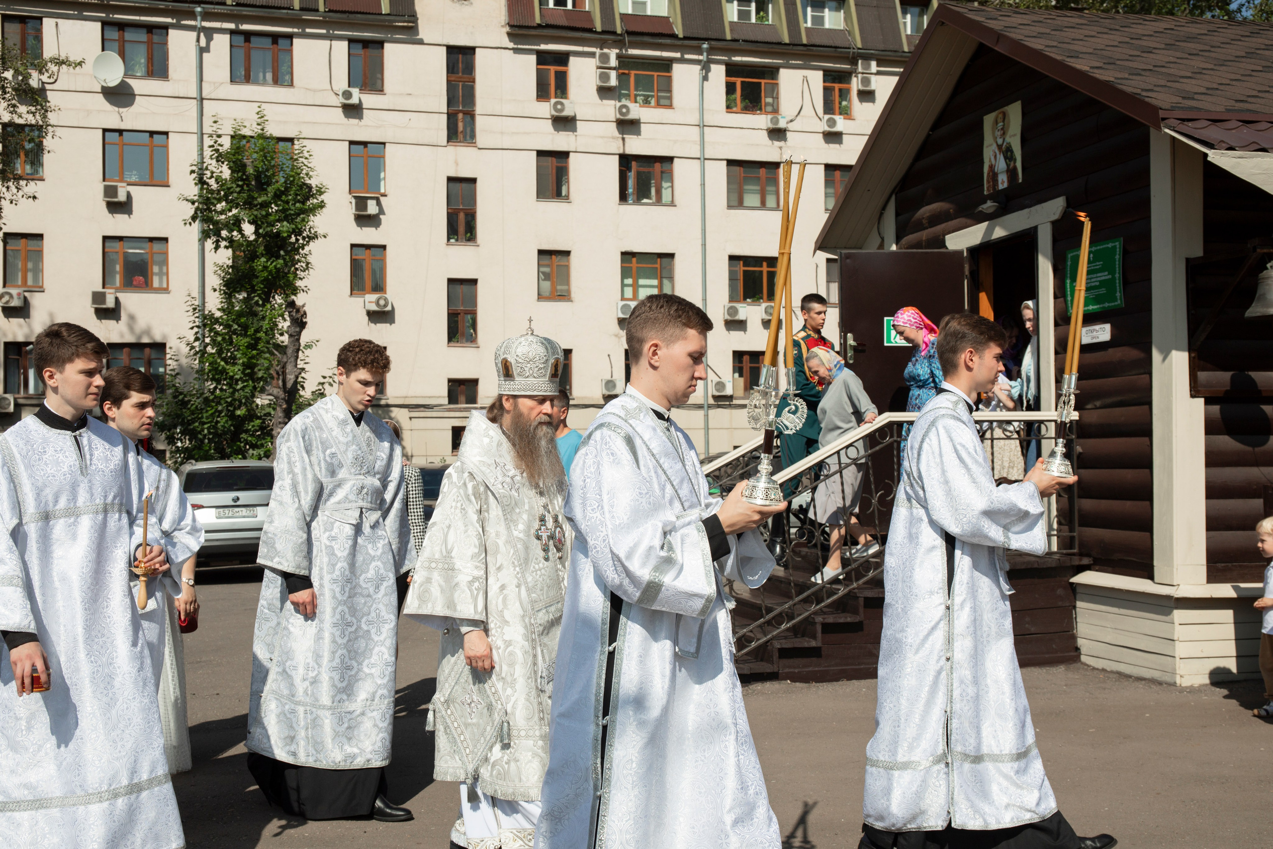 Епископ Силуан Павло-Посадский служба в храме св.Николая 25.08.2024. Арт- фотограф Москва