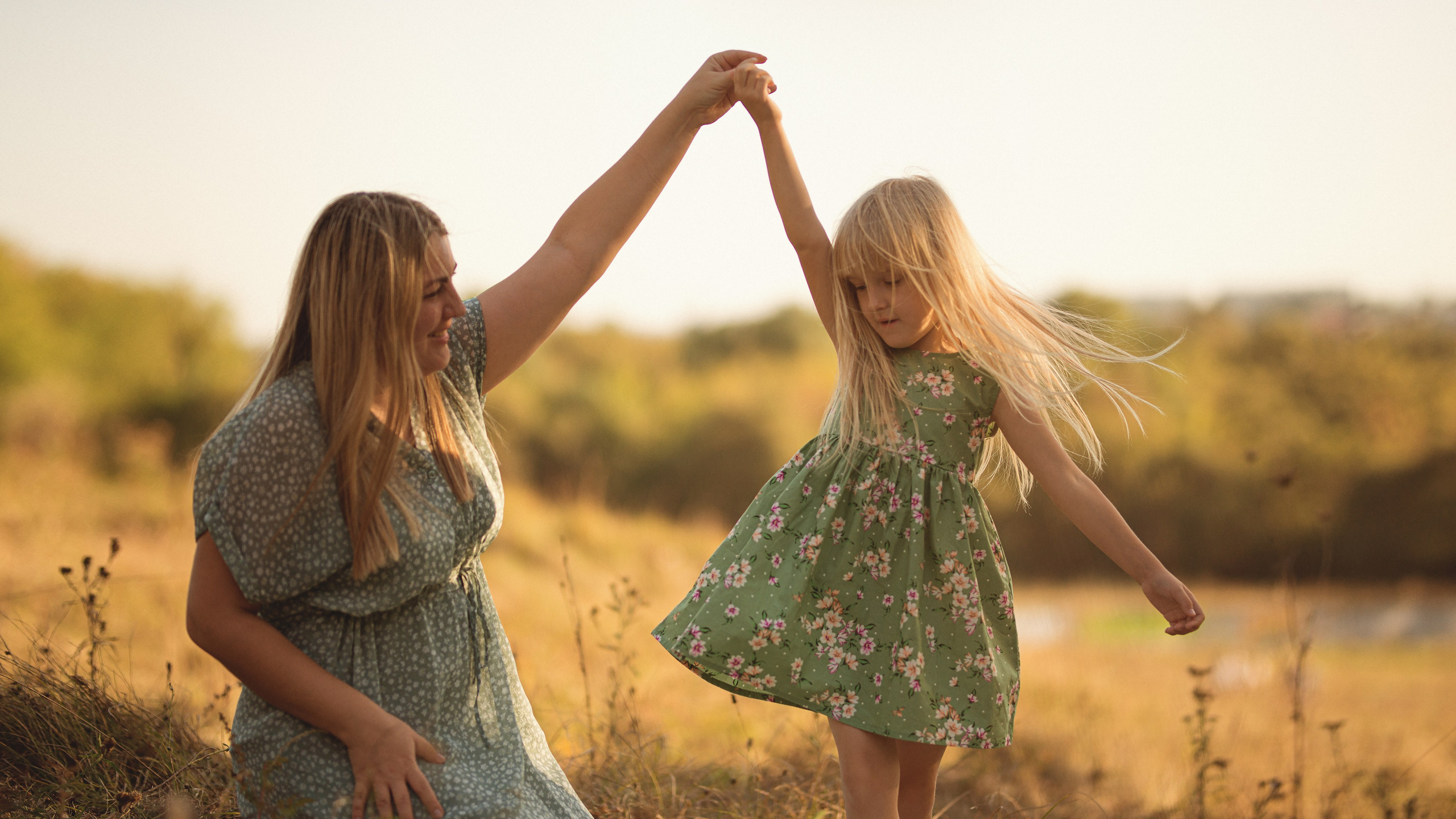 Анна и София. Фотограф Таинств Крещения и Венчания в г. Курске