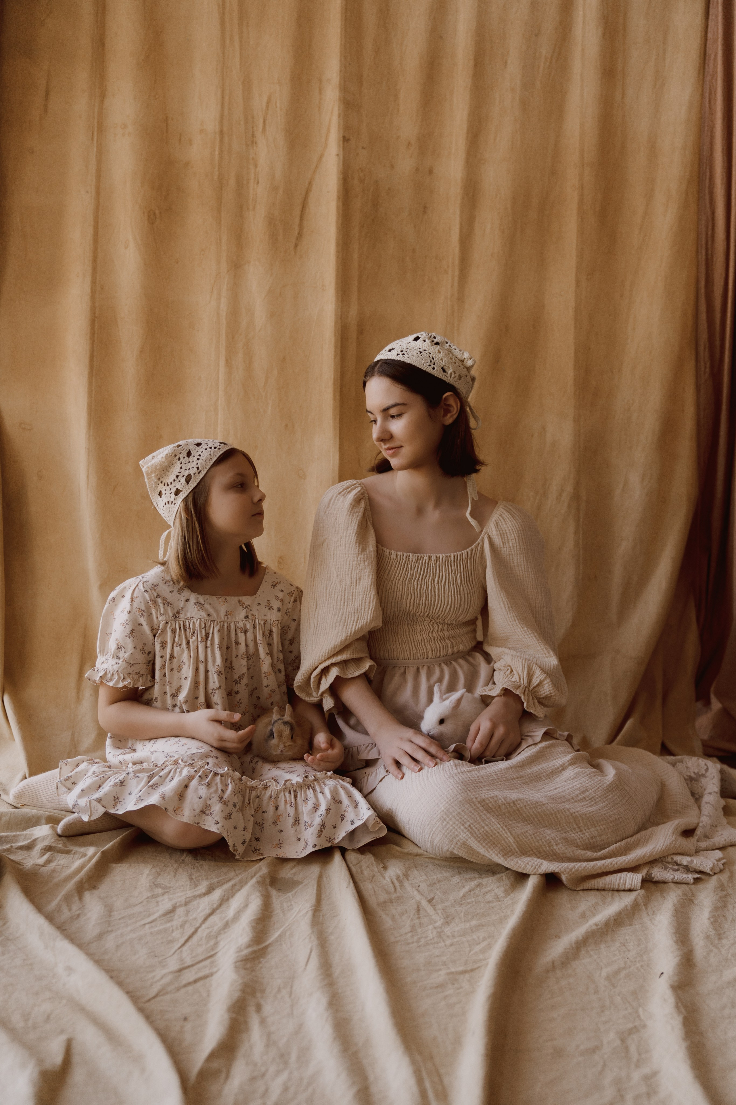 Нюша и Маша. Детская фотосессия Дом Элли г. Пушкино. Семейный и детский фотограф в Сергиев Посаде, Хотьково Якимчук Любовь