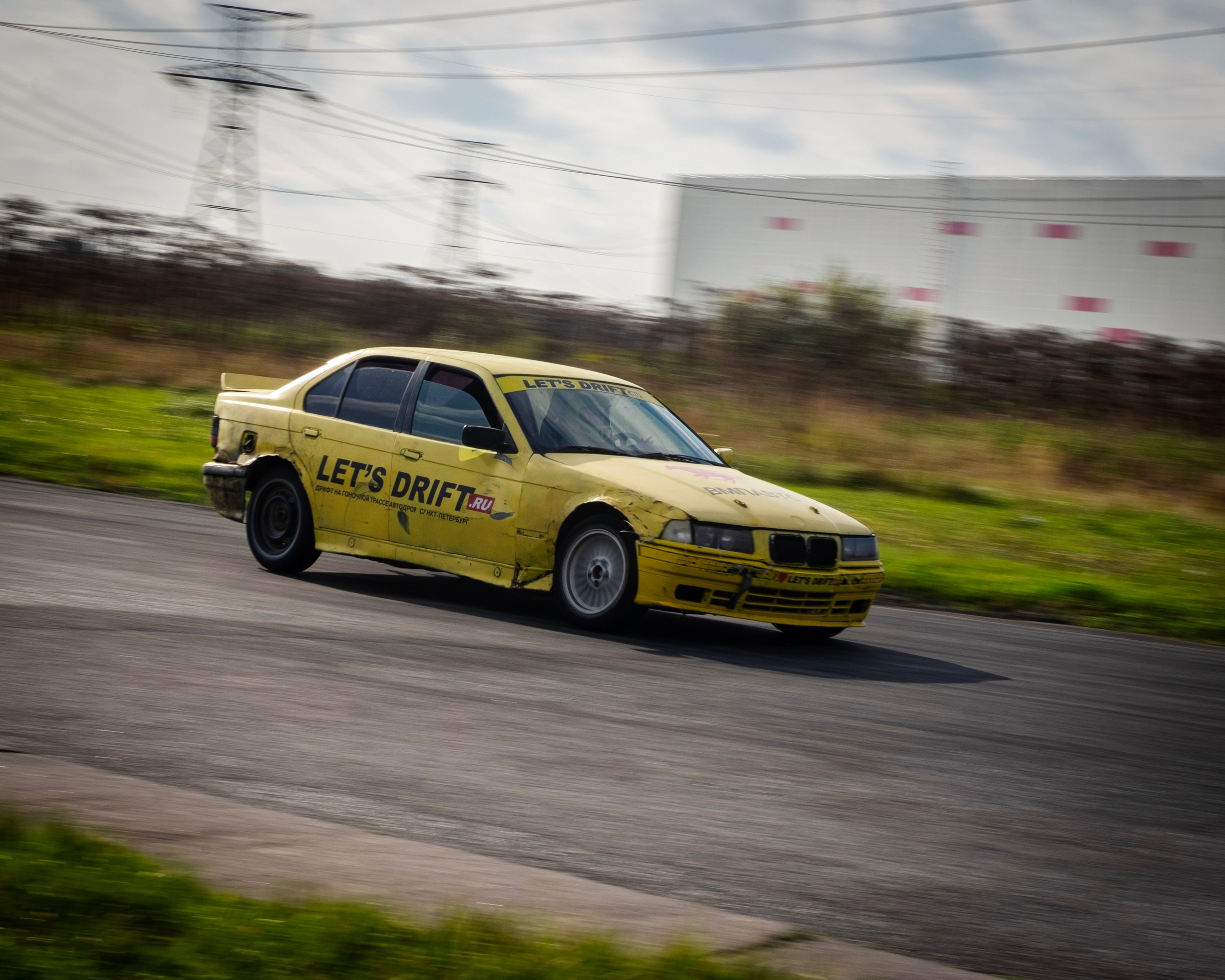 AUTODROM FEST 21.09.25. Автомобильные фотографии и рисунки в Санкт-Петербурги Пашков Дмитрий