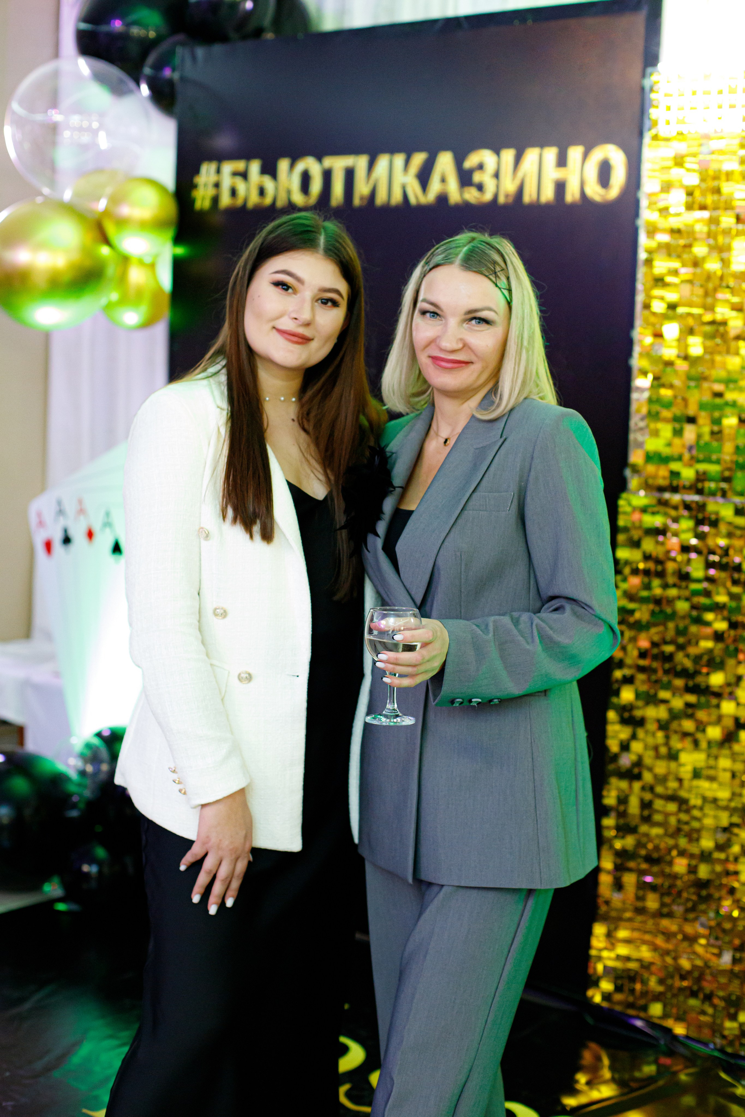 ELOSMED. Photokarish