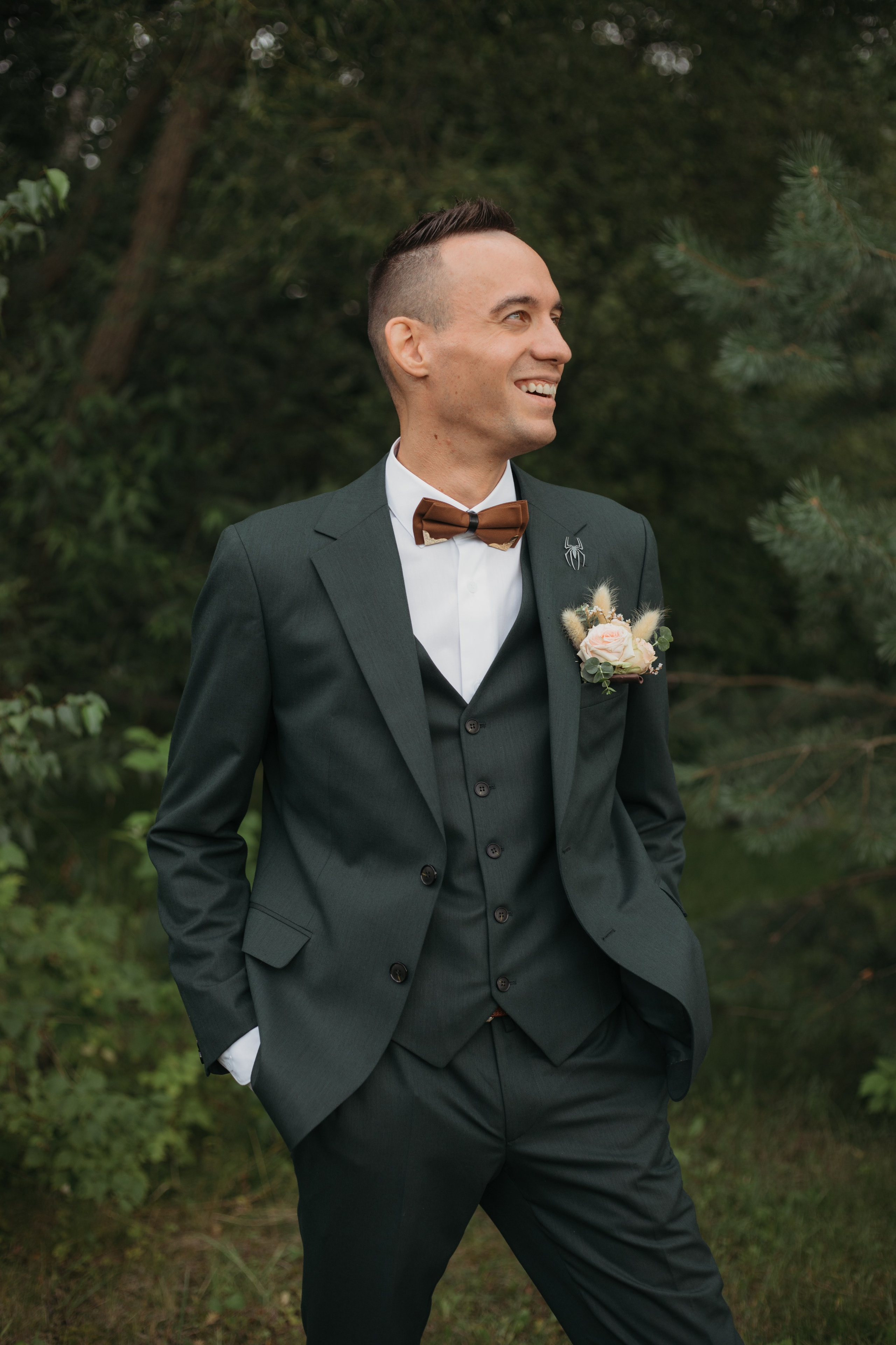 Летняя свадьба за городом. Свадебный фотограф в Москве Аля Загирова