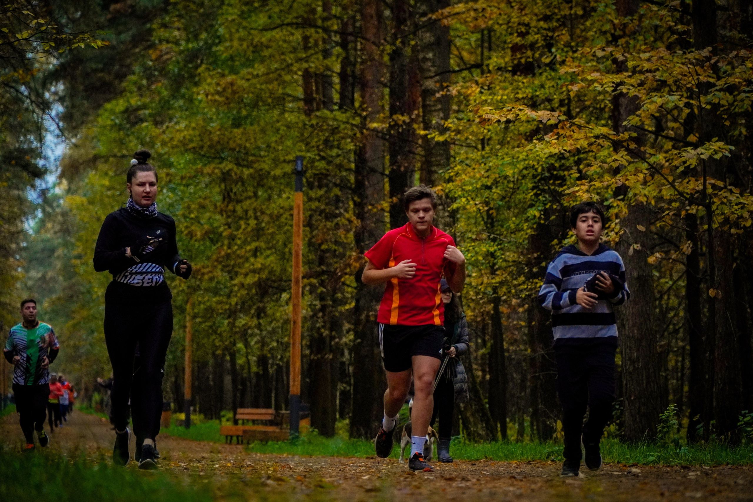 100-й забег 5 вёрст Томилинский. Роман Капилюшов. Бег. Фото. Видео. г. Люберцы