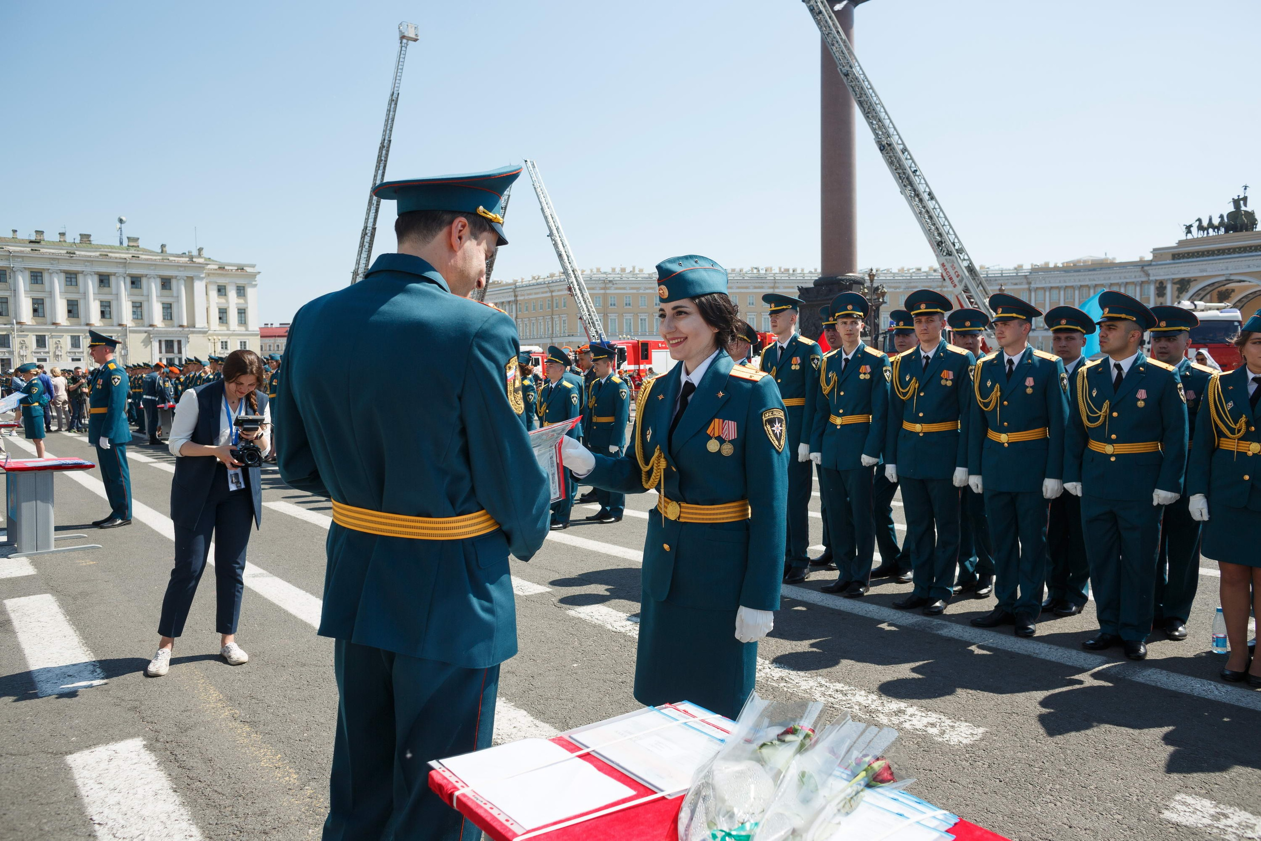 Выпуск офицеров СПб УГПС МЧС России. Свадебный фотограф Игорь Брундасов 8PHOTO на свадьбу венчание загс СПб