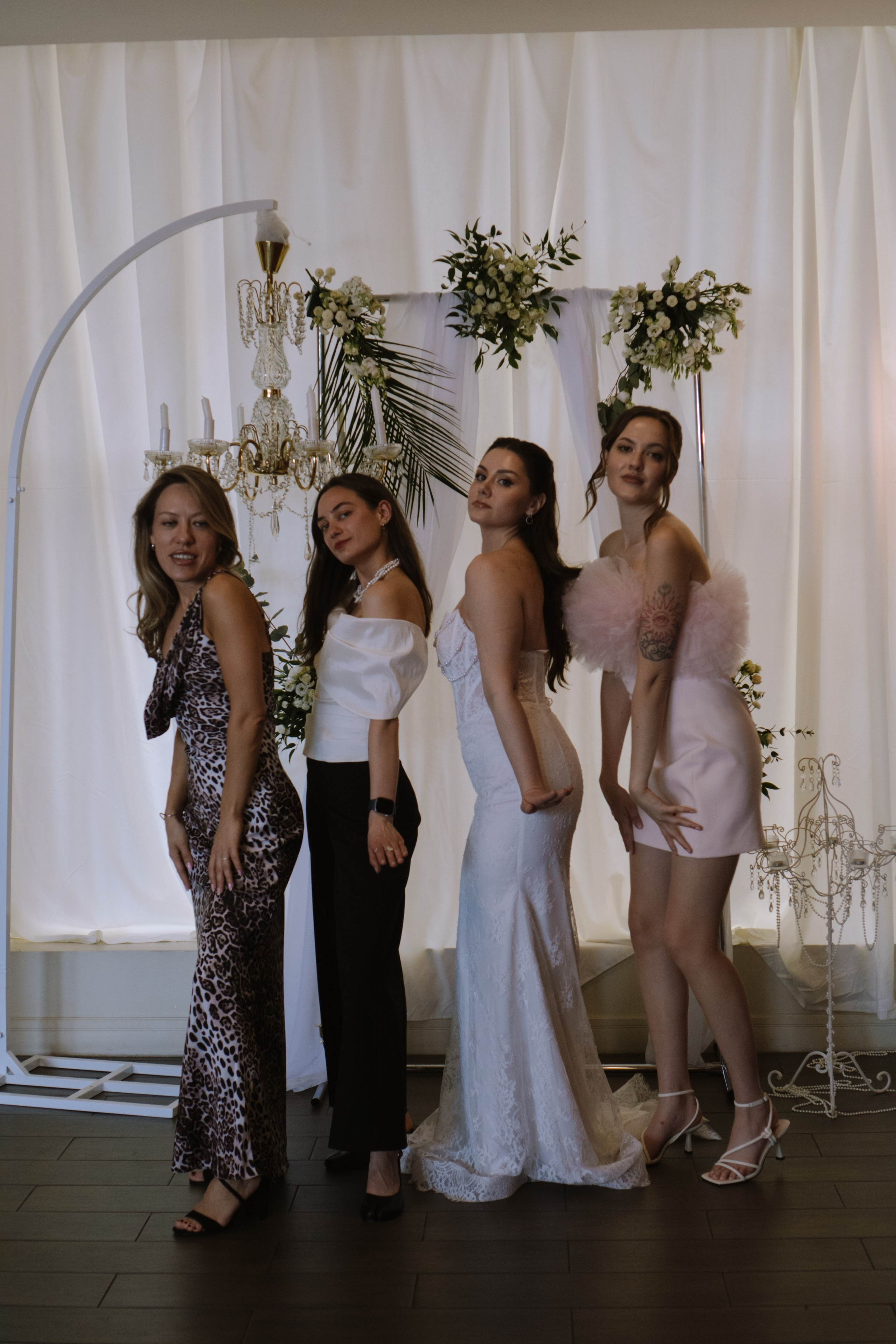 СВАДЕБНЫЙ БАНКЕТ НА ВЛАДИМИРСКОЙ В САНКТ-ПЕТЕРБУРГЕ (КАМЕРНАЯ СВАДЬБА). Профессиональный фотограф, Санкт-Петербург — Виктория Богомолова