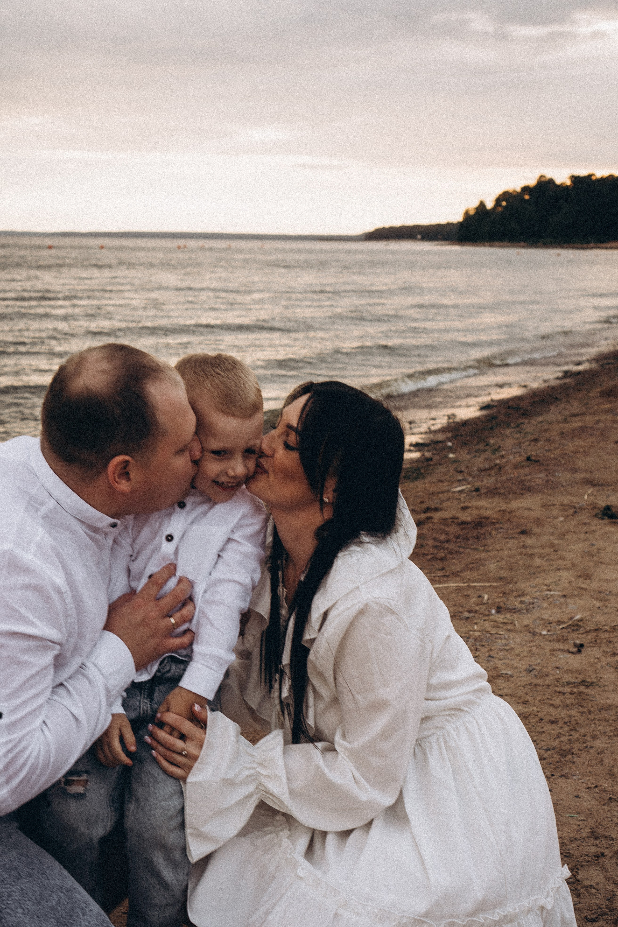 Семейная история на берегу залива. Профессиональный фотограф, Санкт-Петербург — Виктория Богомолова