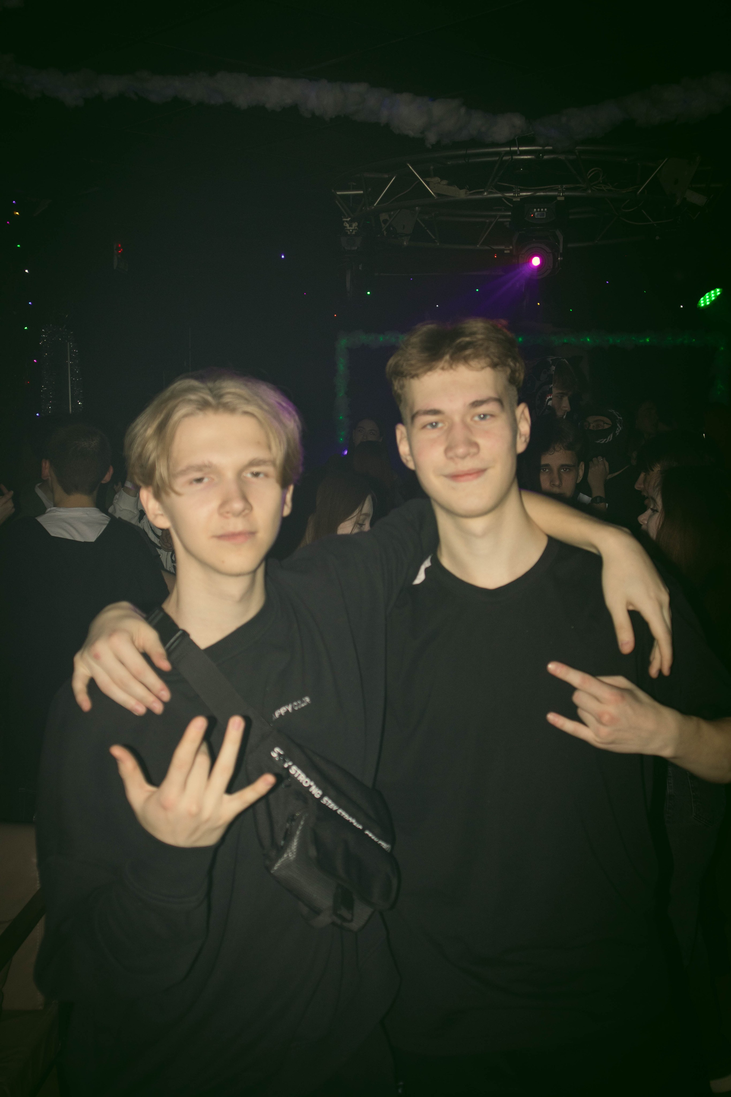 MOSHPIT. Фотограф и видеограф в Бугульме Аня Трутнева