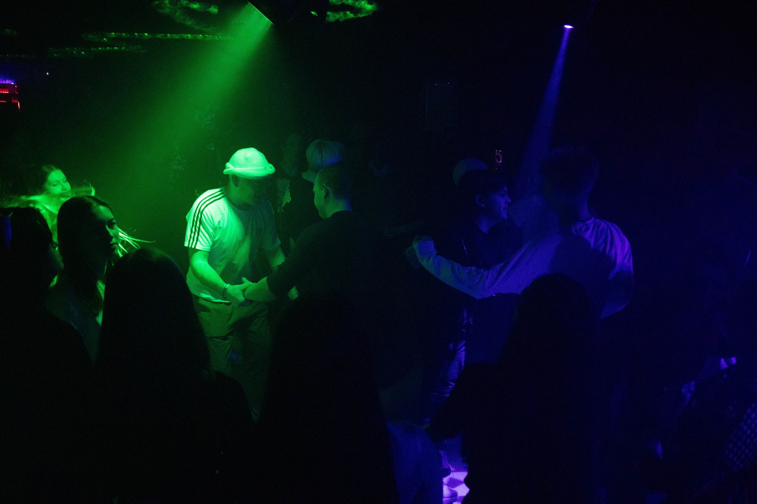 MOSHPIT. Фотограф и видеограф в Бугульме Аня Трутнева