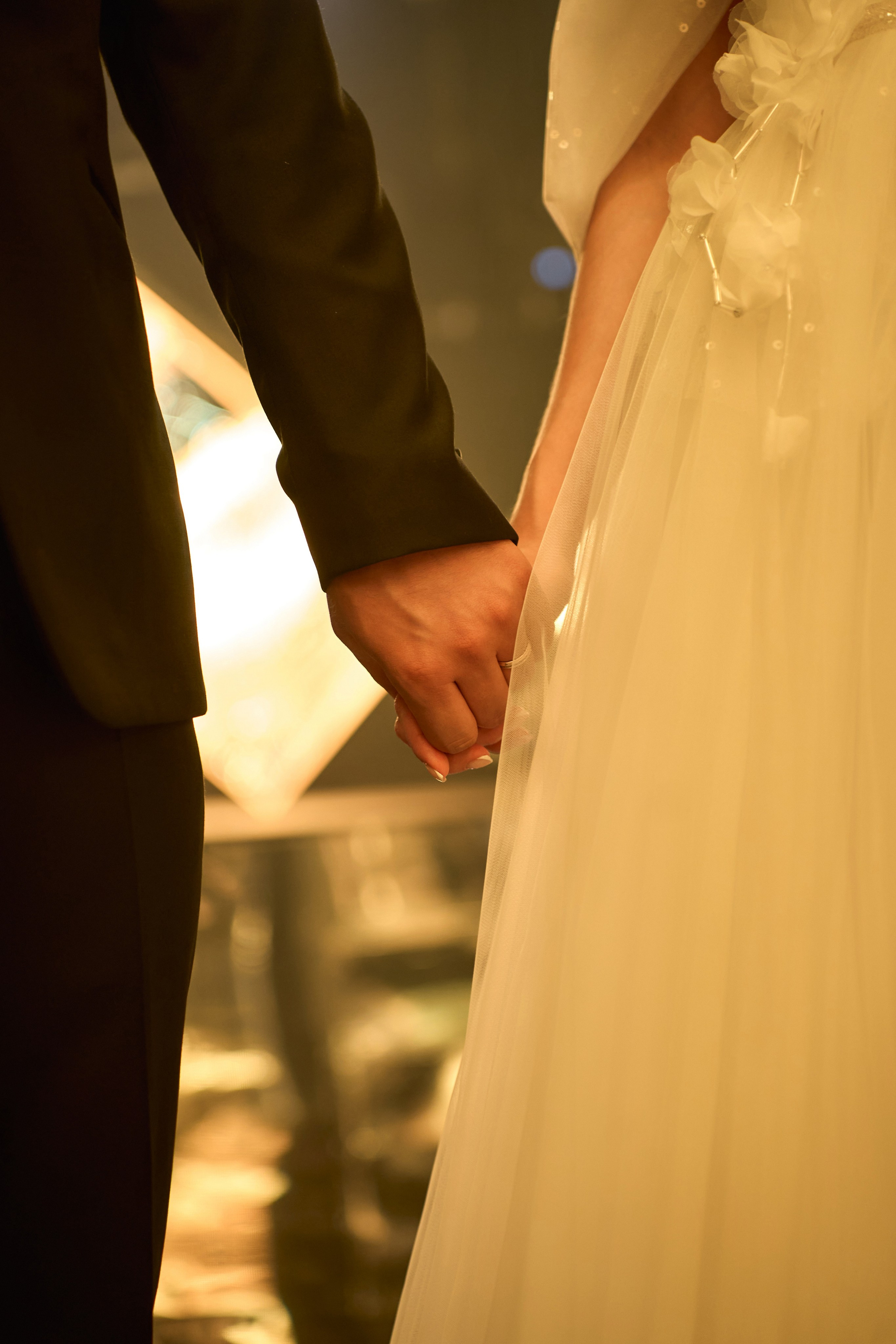 Свадьба с искусственным интеллектом в Усадьбе фамилии от ТВИНС СТУДИО лучших фотографов Краснодара. ТВИНС СТУДИО — лучшие свадебные фотографы и видеографы в Краснодаре