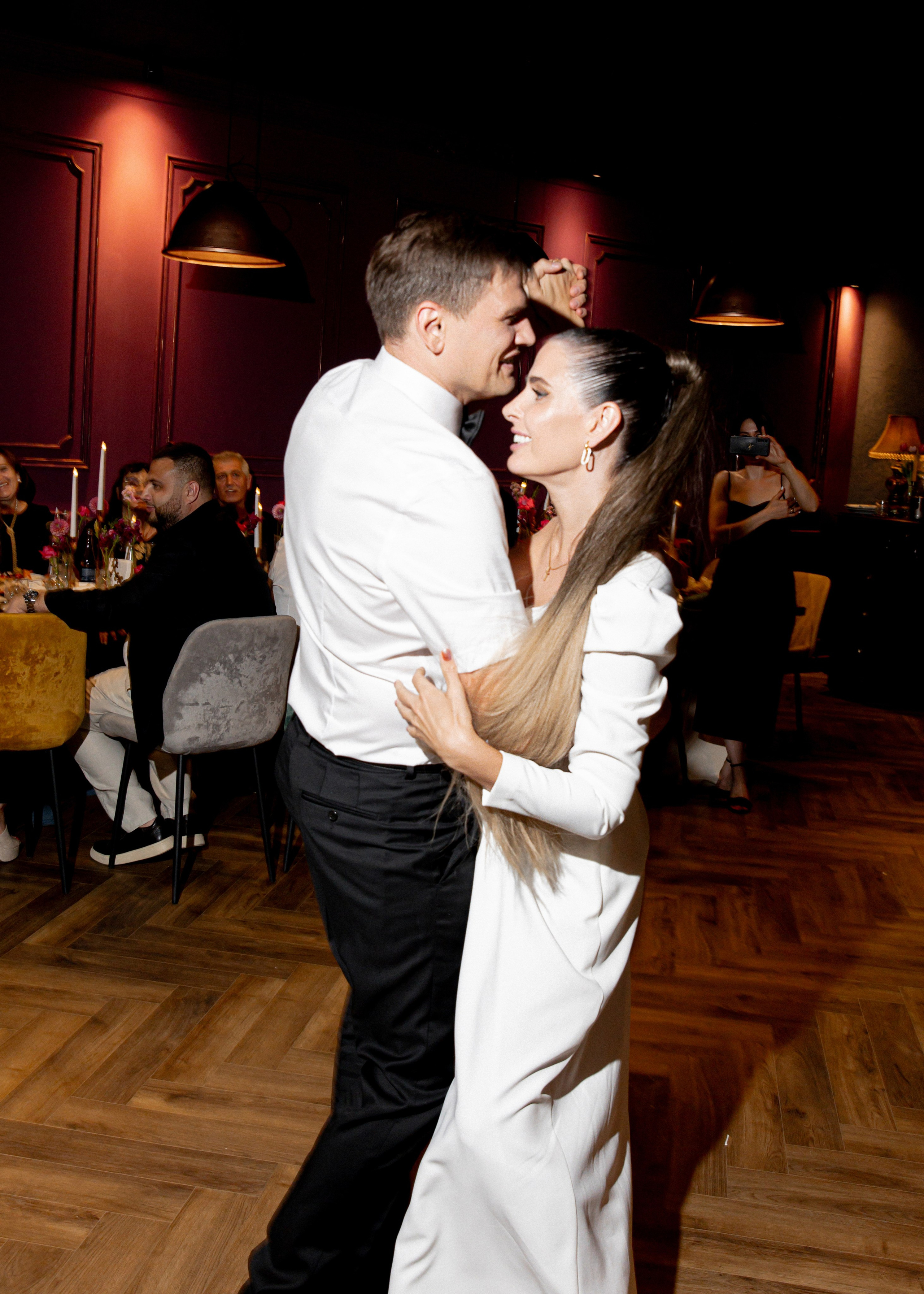 Профессиональная фото- видеосъемка на годовщину свадьбы в Краснодаре. Свадебный фотограф и видеограф Краснодар, Ростов, Сочи, Новороссийск