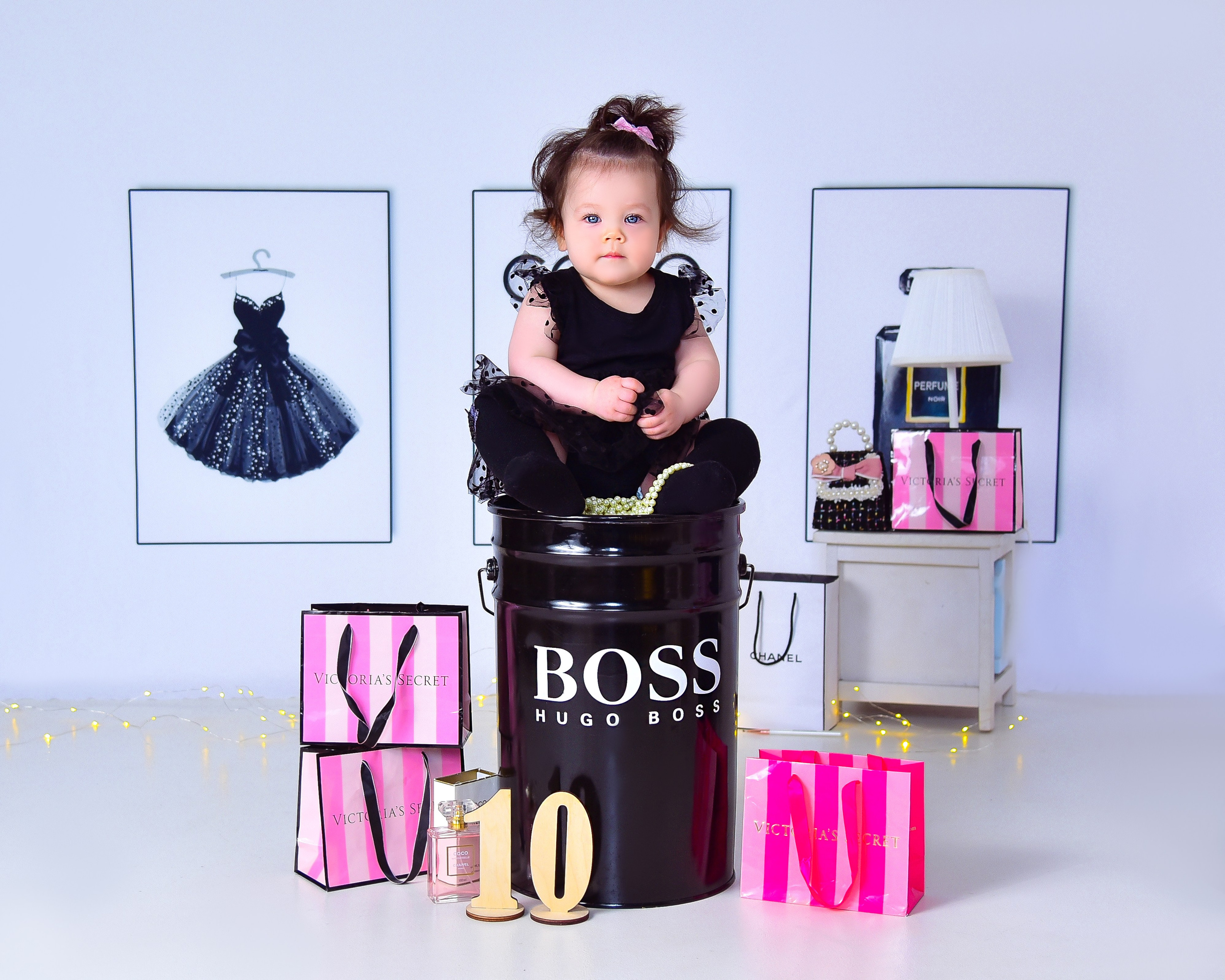 Малышки Антураж