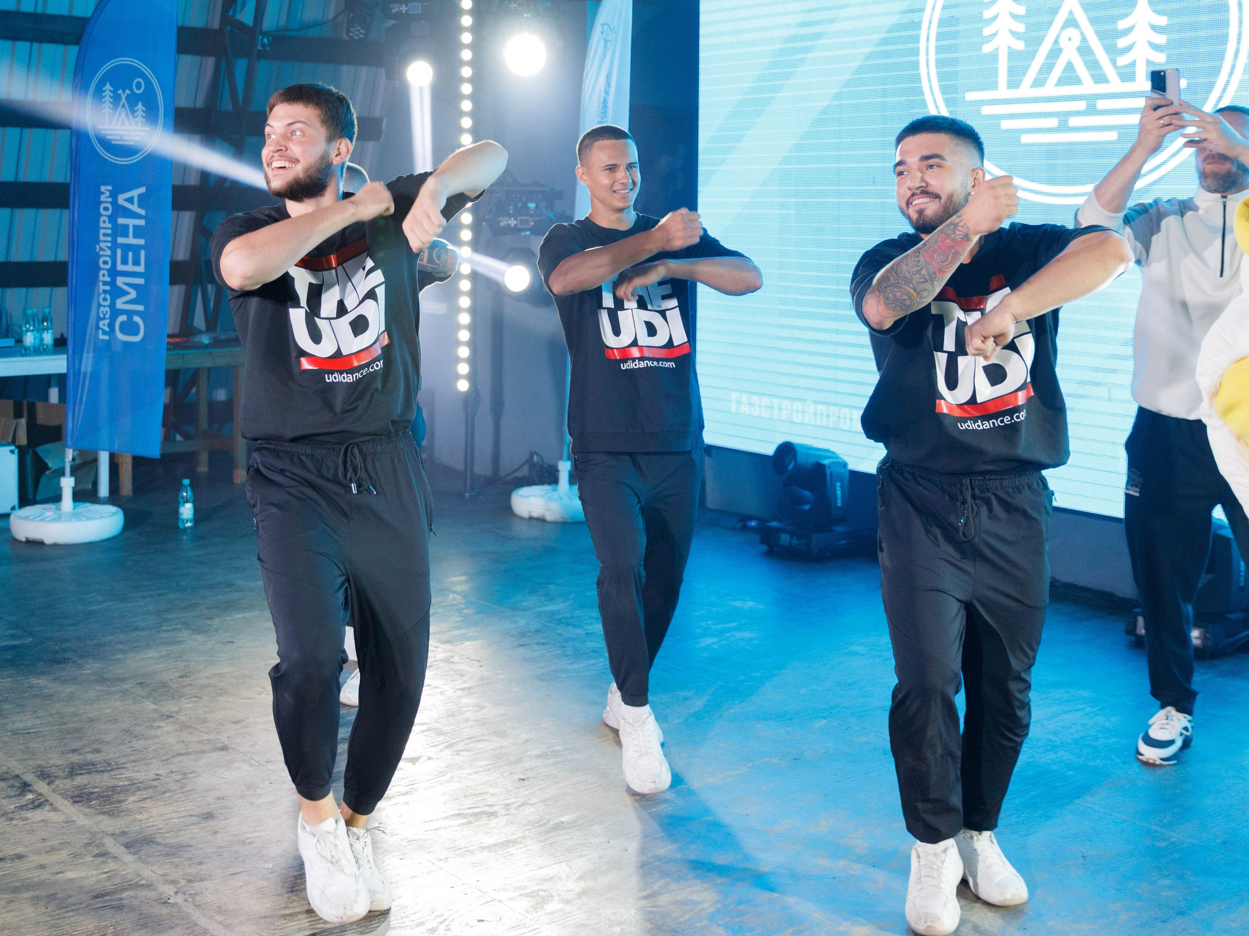 Танцевальна команда «ЮДИ». Репортажный фотограф в Новосибирске Алена Помазунова