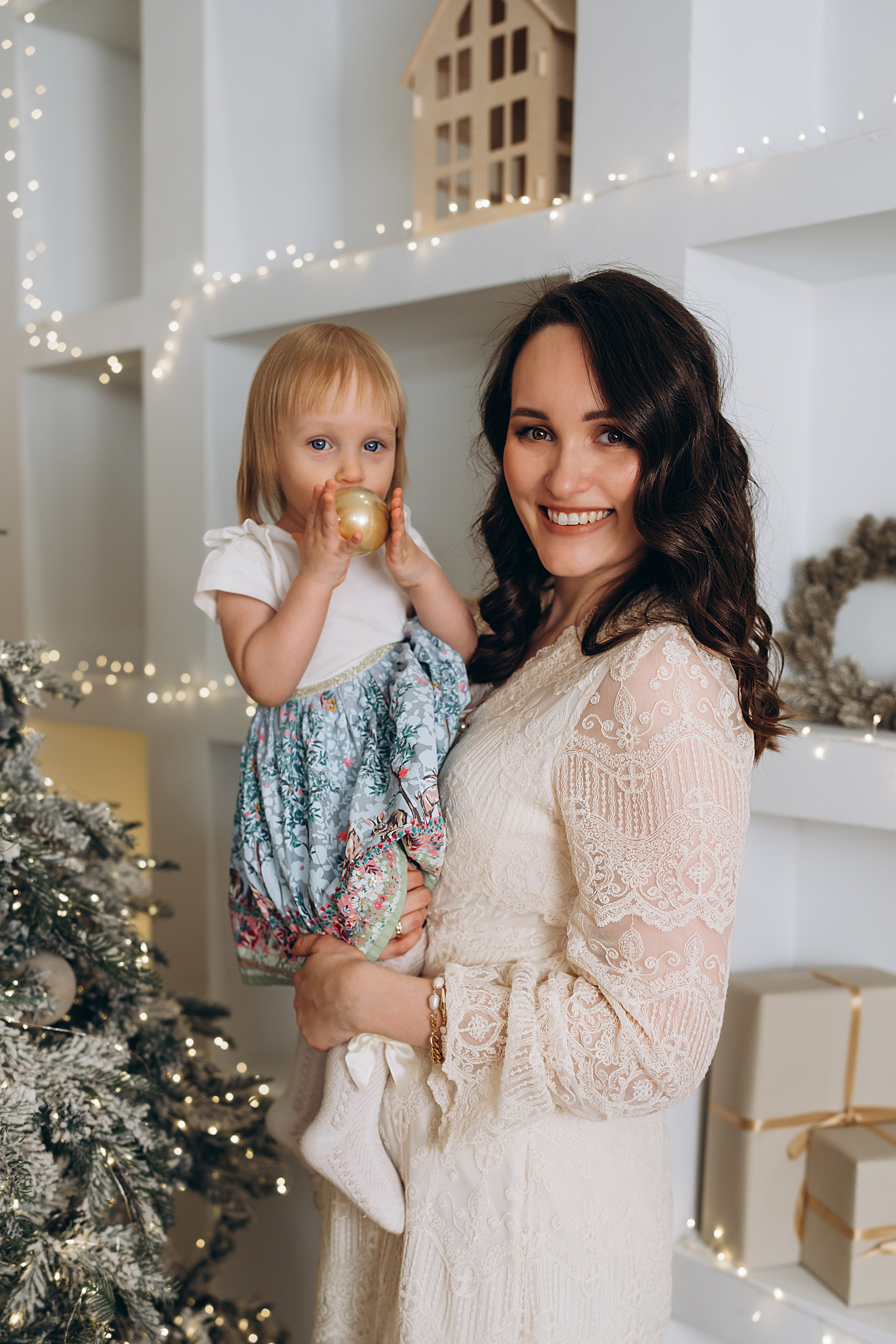 Андрей и Елена с двойняшками-непоседами. СВАДЕБНЫЙ ФОТОГРАФ КРАСНОЯРСК