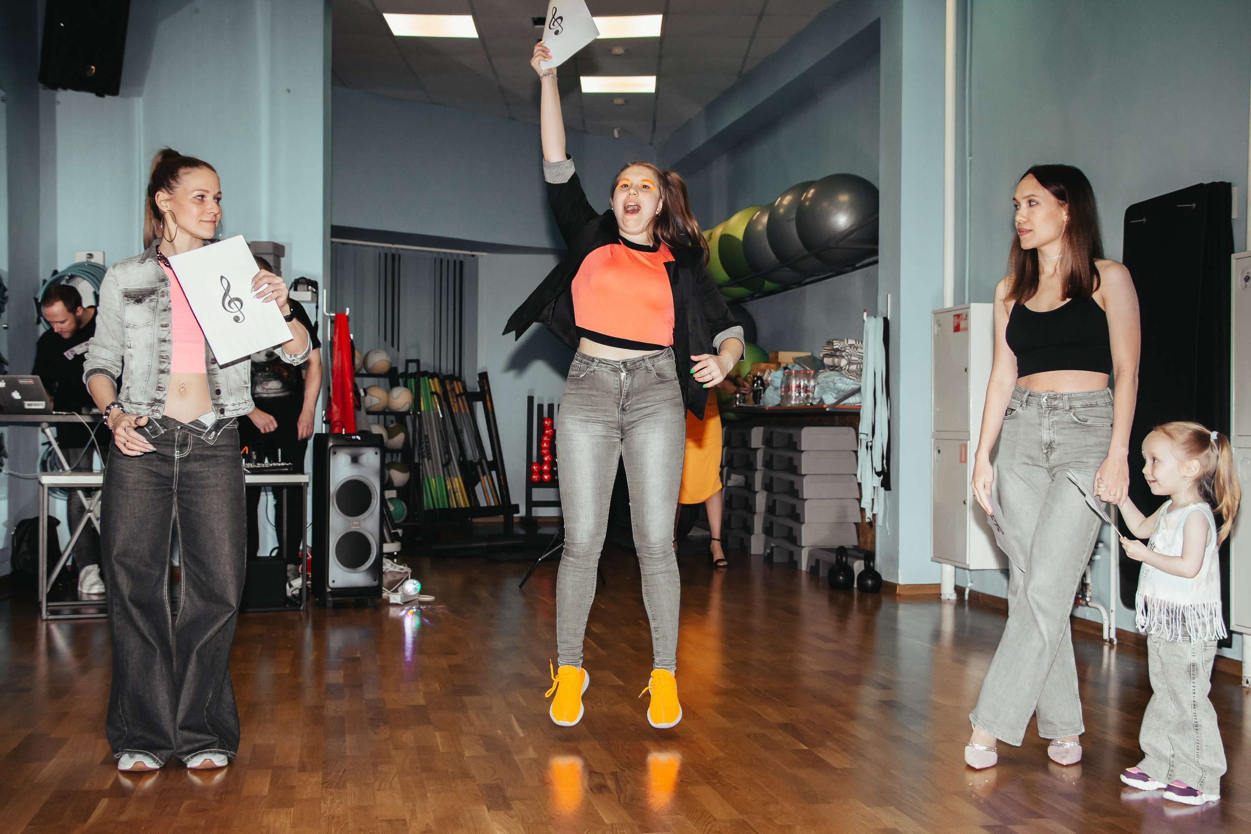 День Рождения фитнес-клуба Bright fit, репортажная съемка Екатеринбург. Фотограф в Екатеринбурге Пойгина Елена
