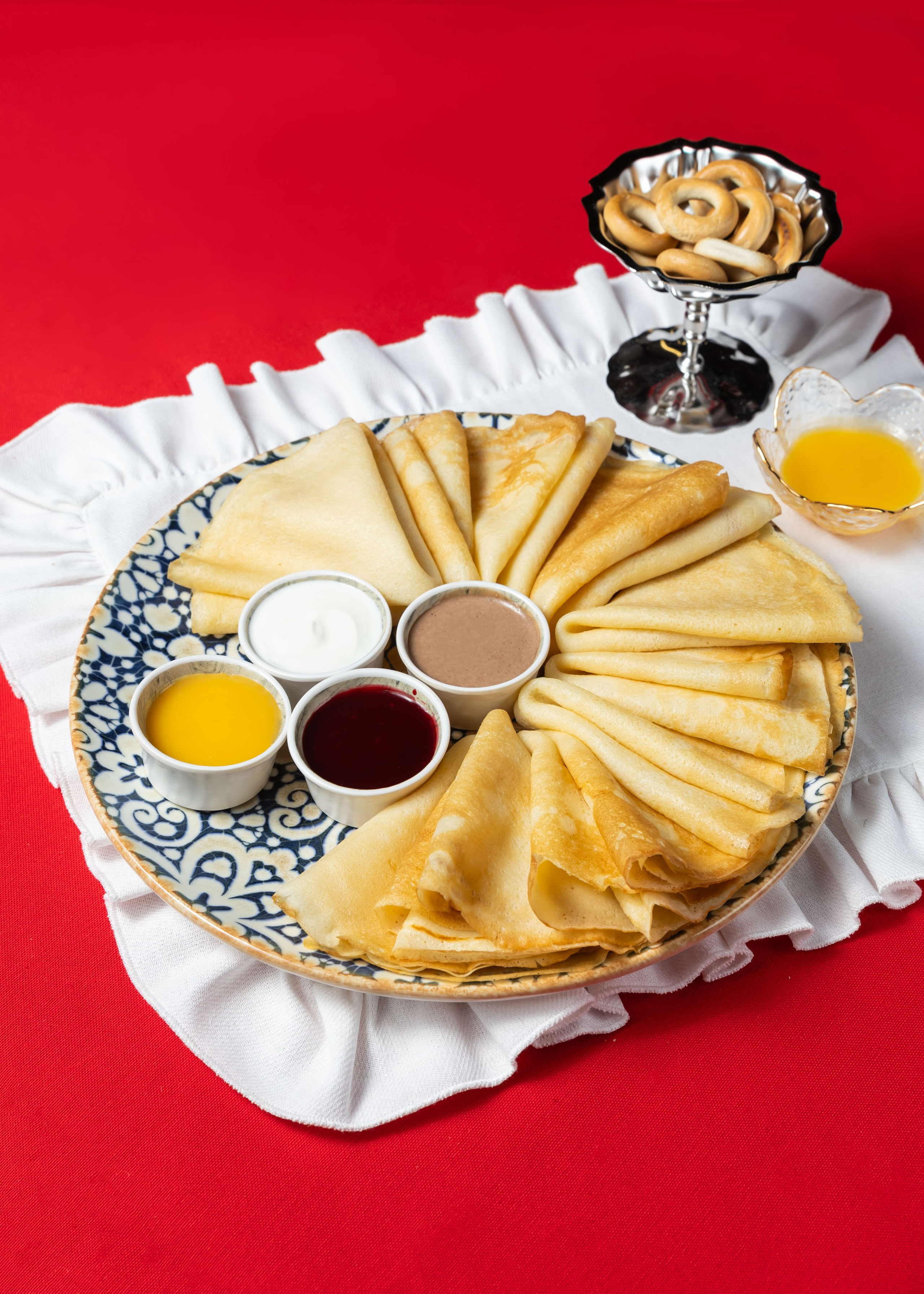 04.02.2026 Нино играет в домино, Масленица. ФОТОГРАФ ВИНОГРАДОВА ДАРЬЯ