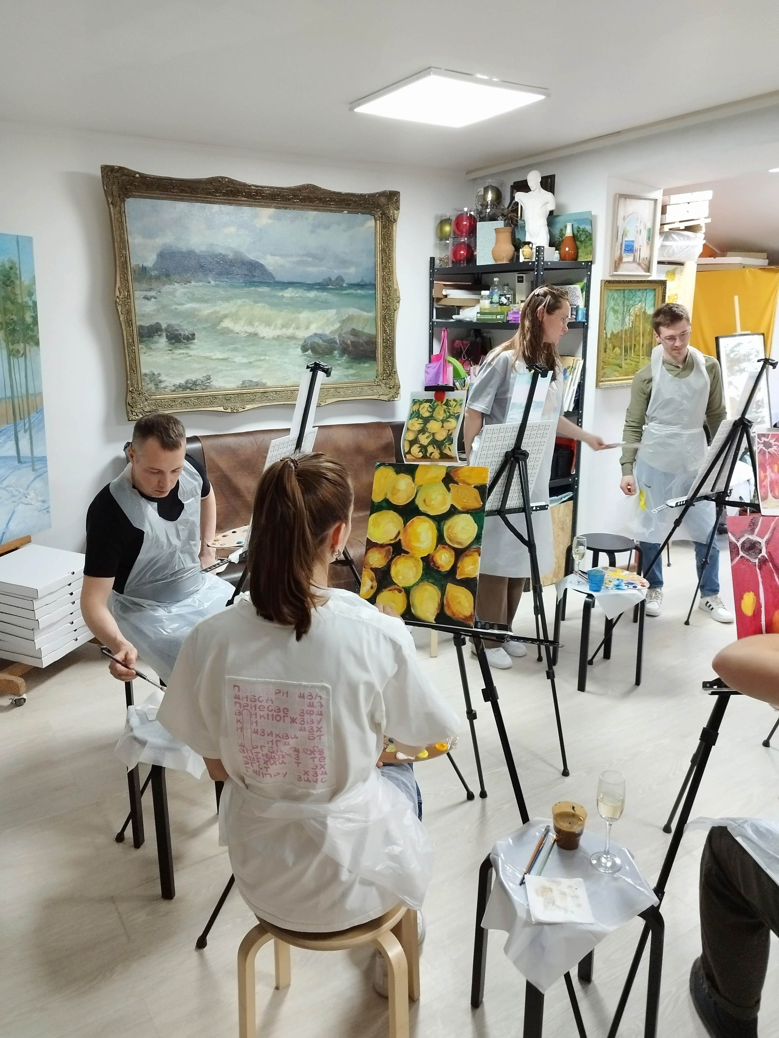 Подарок для творческого человека на день рождения. Арт-вечеринки и мастер-классы в Москве для взрослых и детей