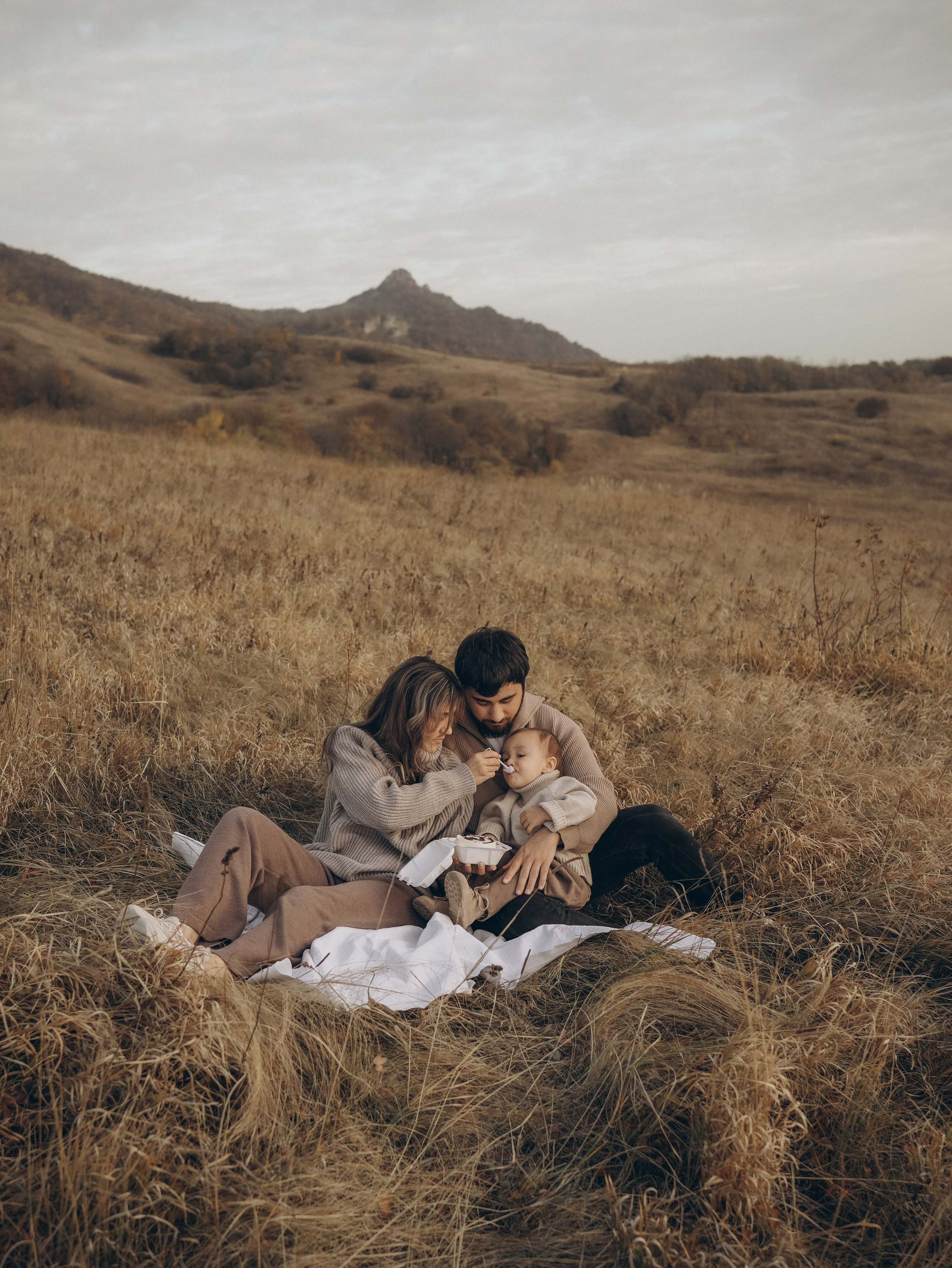 Семейная съемка Гаяны, Аркадия и малыша Самуила. Свадебный фотограф Ирина Беляева Пятигорск|Кисловодск|Эльбрус|Домбай