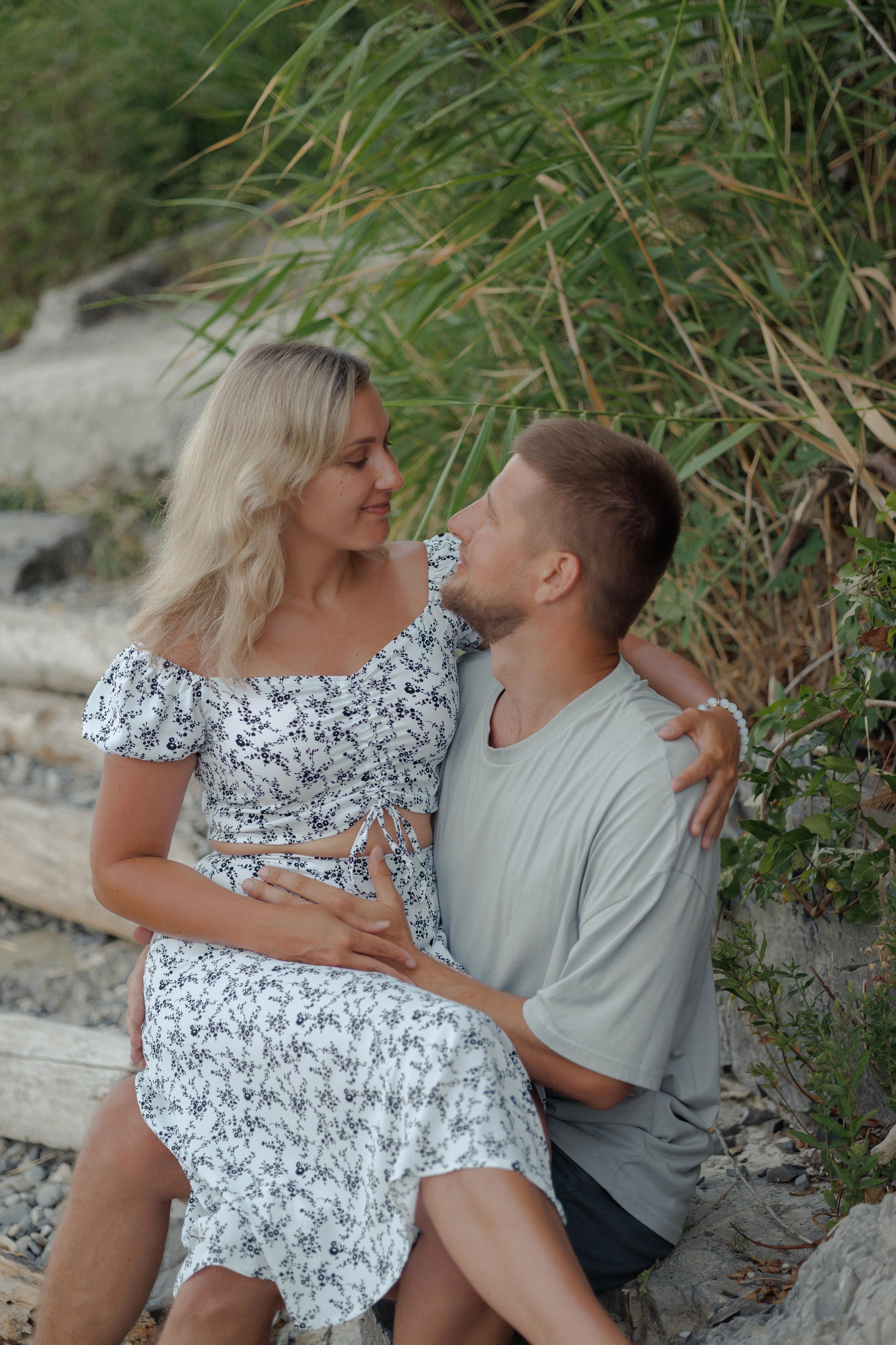 Семейная прогулка на берегу моря. Семейный и портретный фотограф в Геленджике Любовь Бодрова