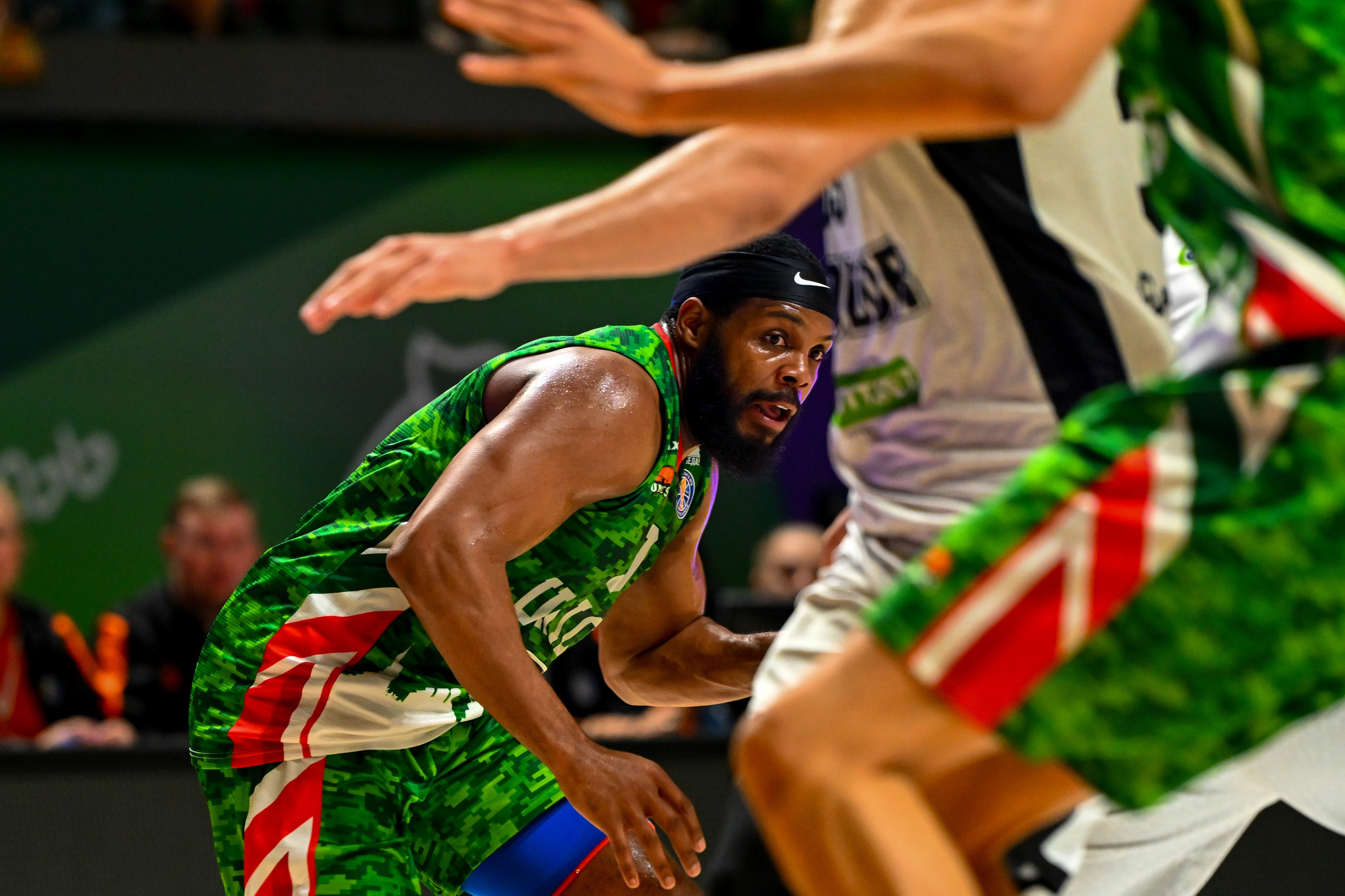 Баскетбольный фотограф. Спортивный и репортажный фотограф в Казани Вячеслав Сатонин