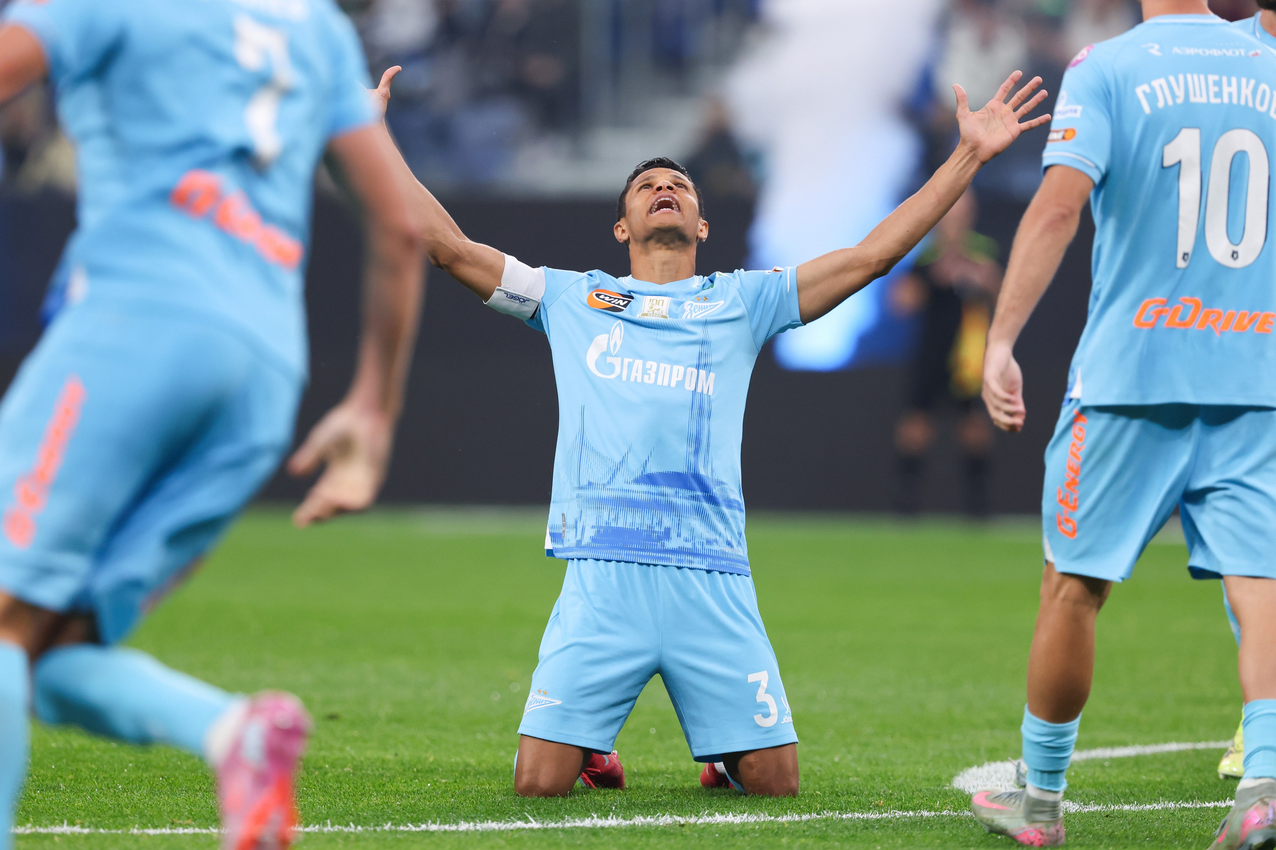 ФК «Зенит» — ФК «Пари НН» 30.08.2025. Спортивный и репортажный фотограф Антон Тереханов