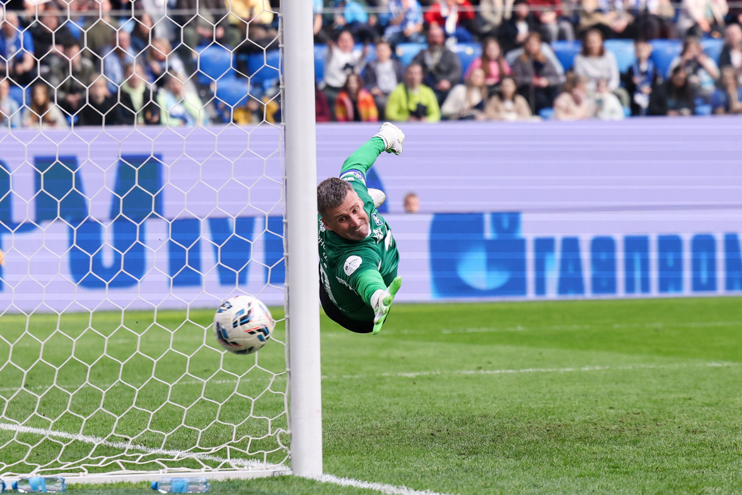 ФК «Зенит» — ФК «Крылья советов». Спортивный и репортажный фотограф Антон Тереханов