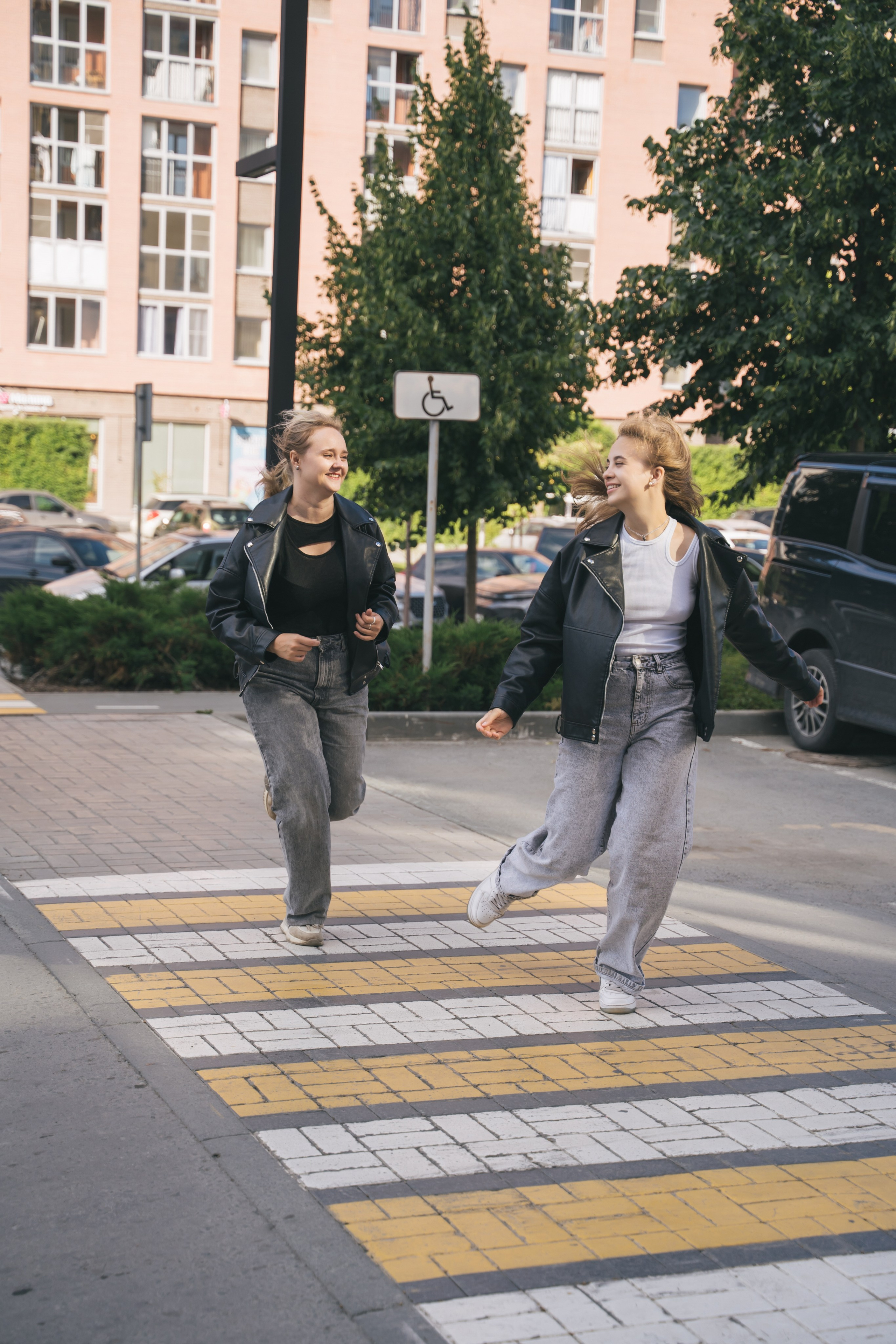 Подружки. Главная