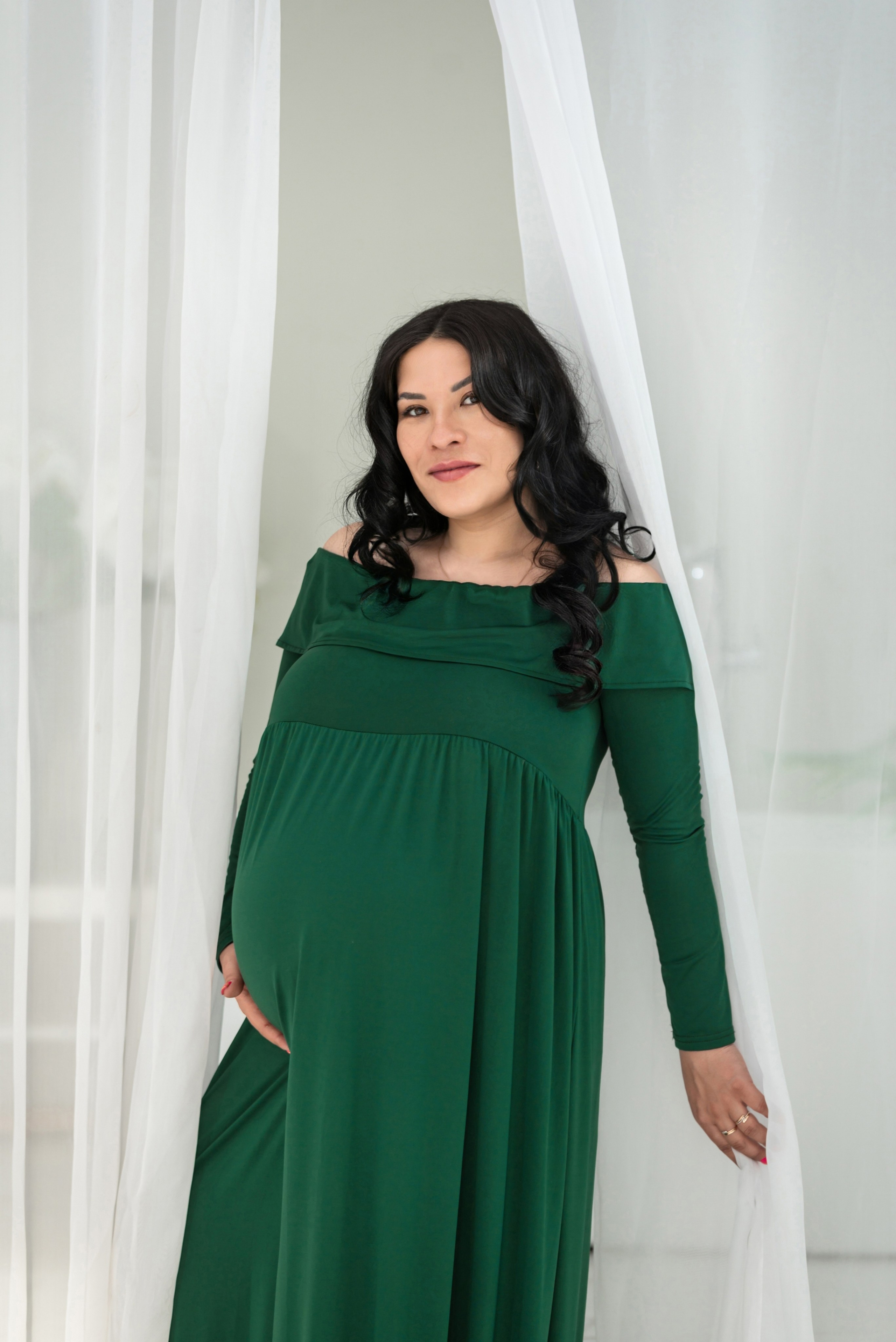 Платье трикотажное изумрудного цвета 46-50 рр для фотосессии беременности в Иркутске
