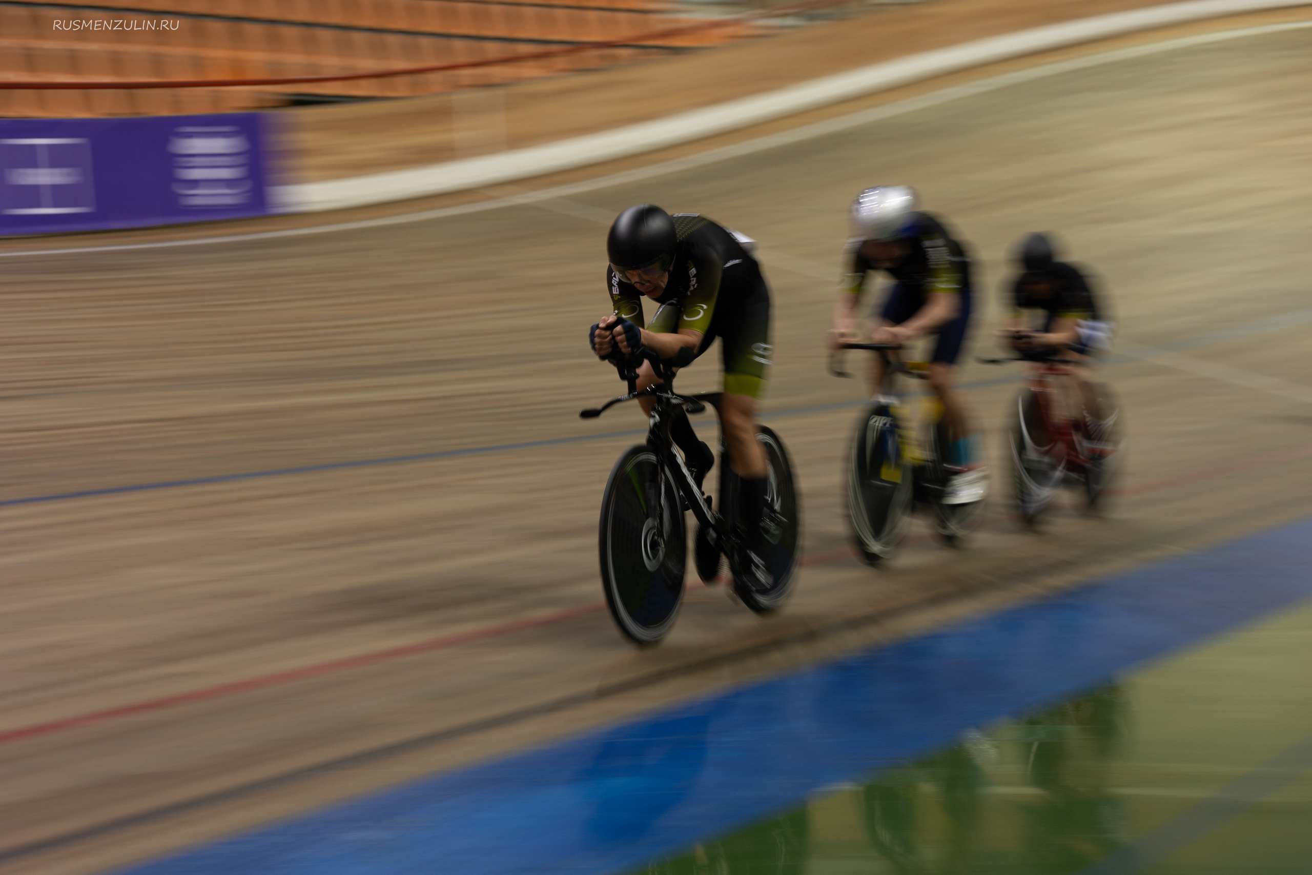 Cyclingrace крылатское декабрь 2025. Лучшие моменты и живые эмоции в моем объективе! Обращайтесь