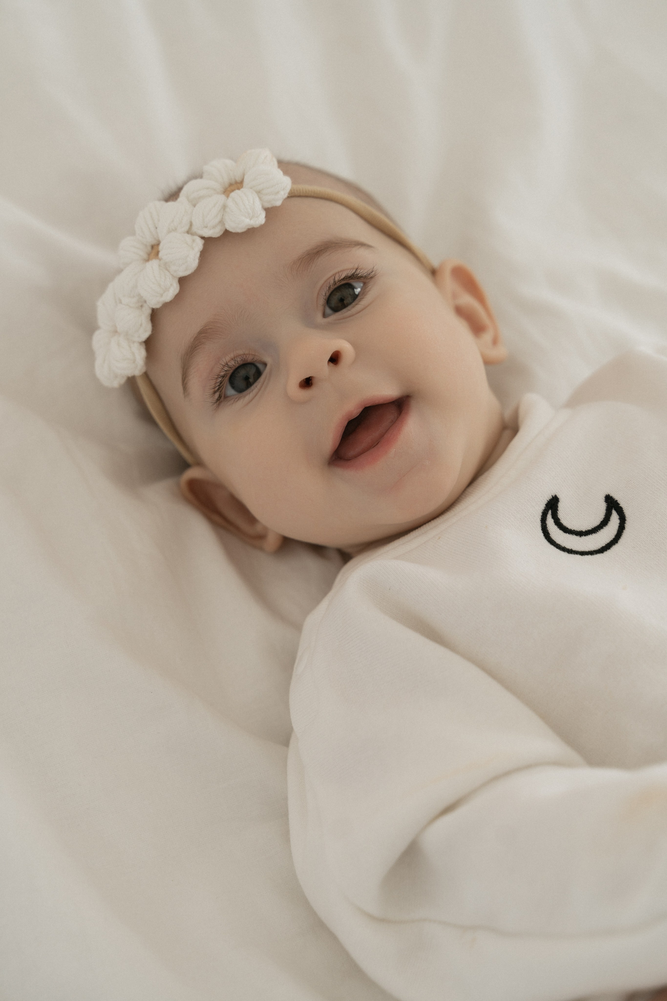 Вдвоём хорошо, но втроём. Моменты и истории о вас настоящих