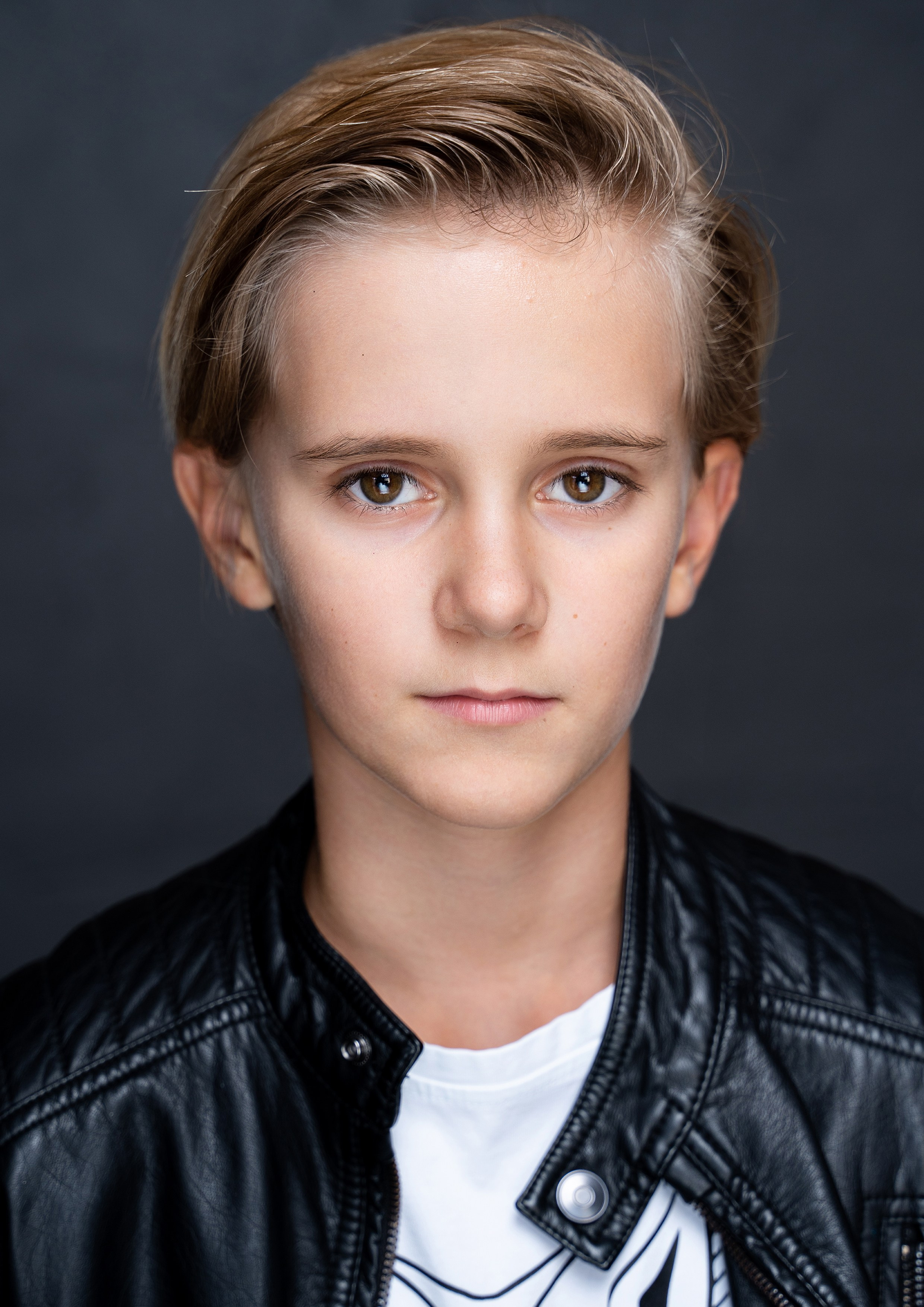 Портретный фотограф. Актёрское портфолио