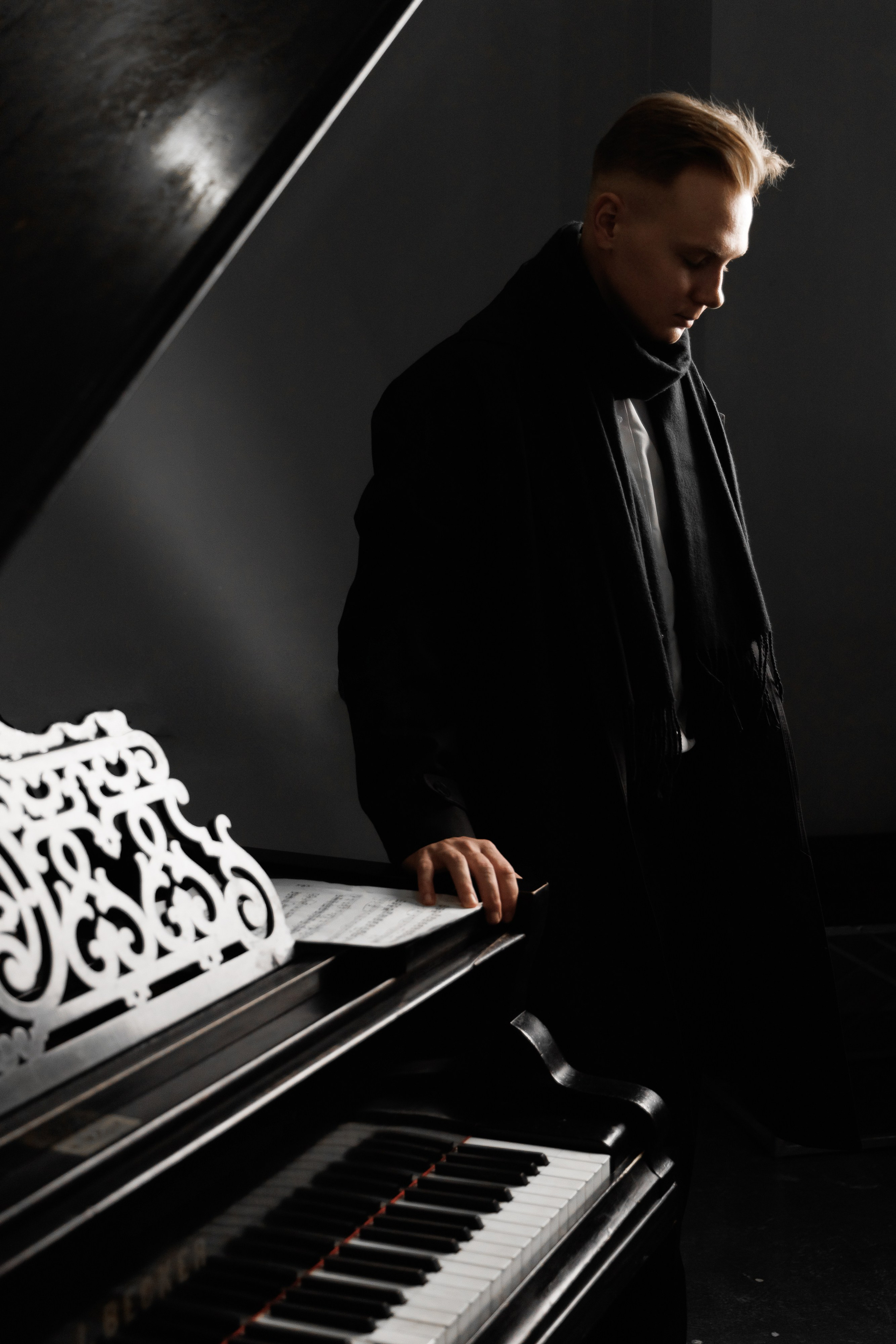 Портрет. Женский и мужской фотограф в Нижнем Новгороде Наталья Латыпова. Портреты в низком ключе