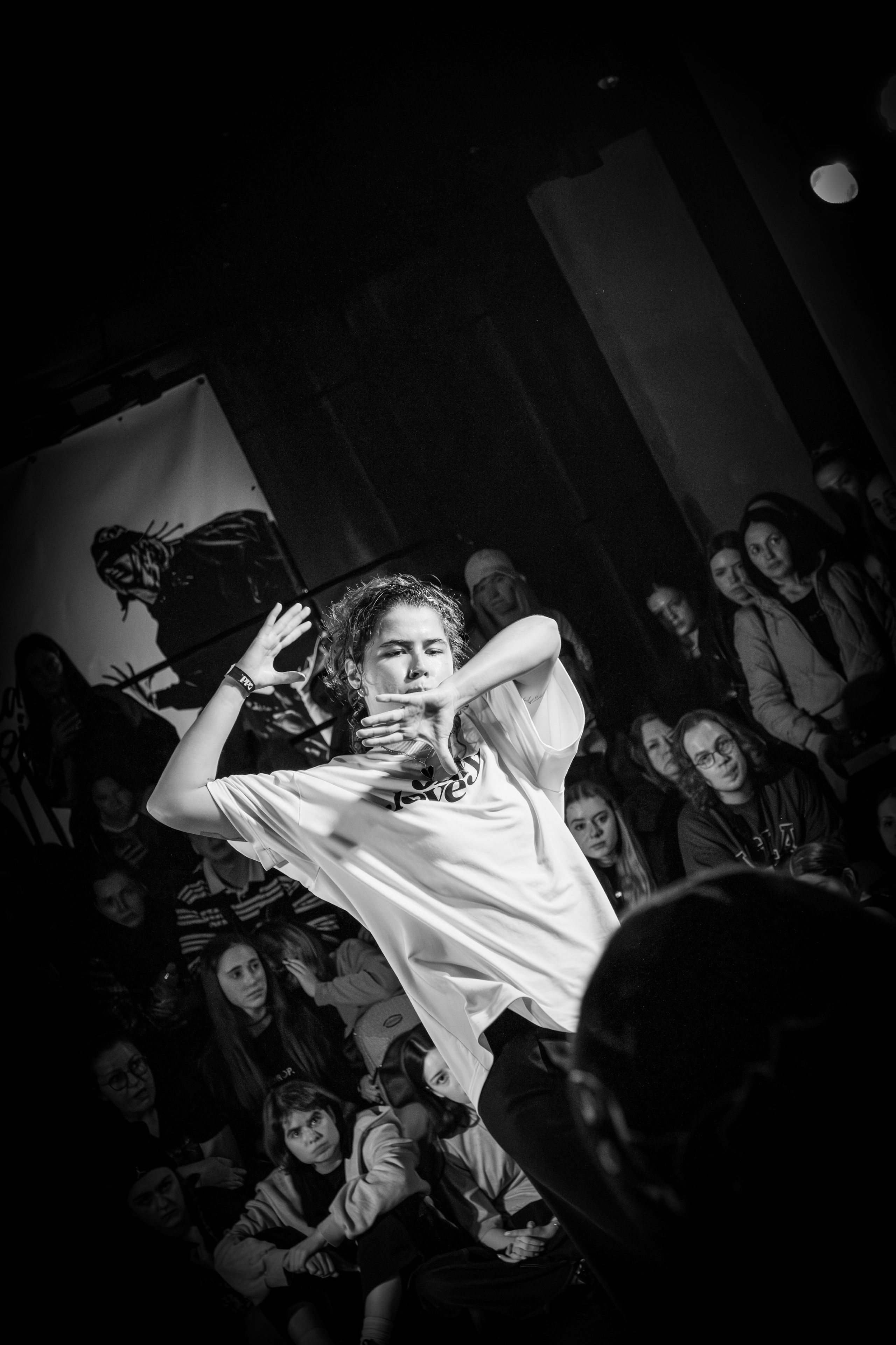 ODD BATTLE 04/05 (@youlovebu). Соня бу тебя сфоткала