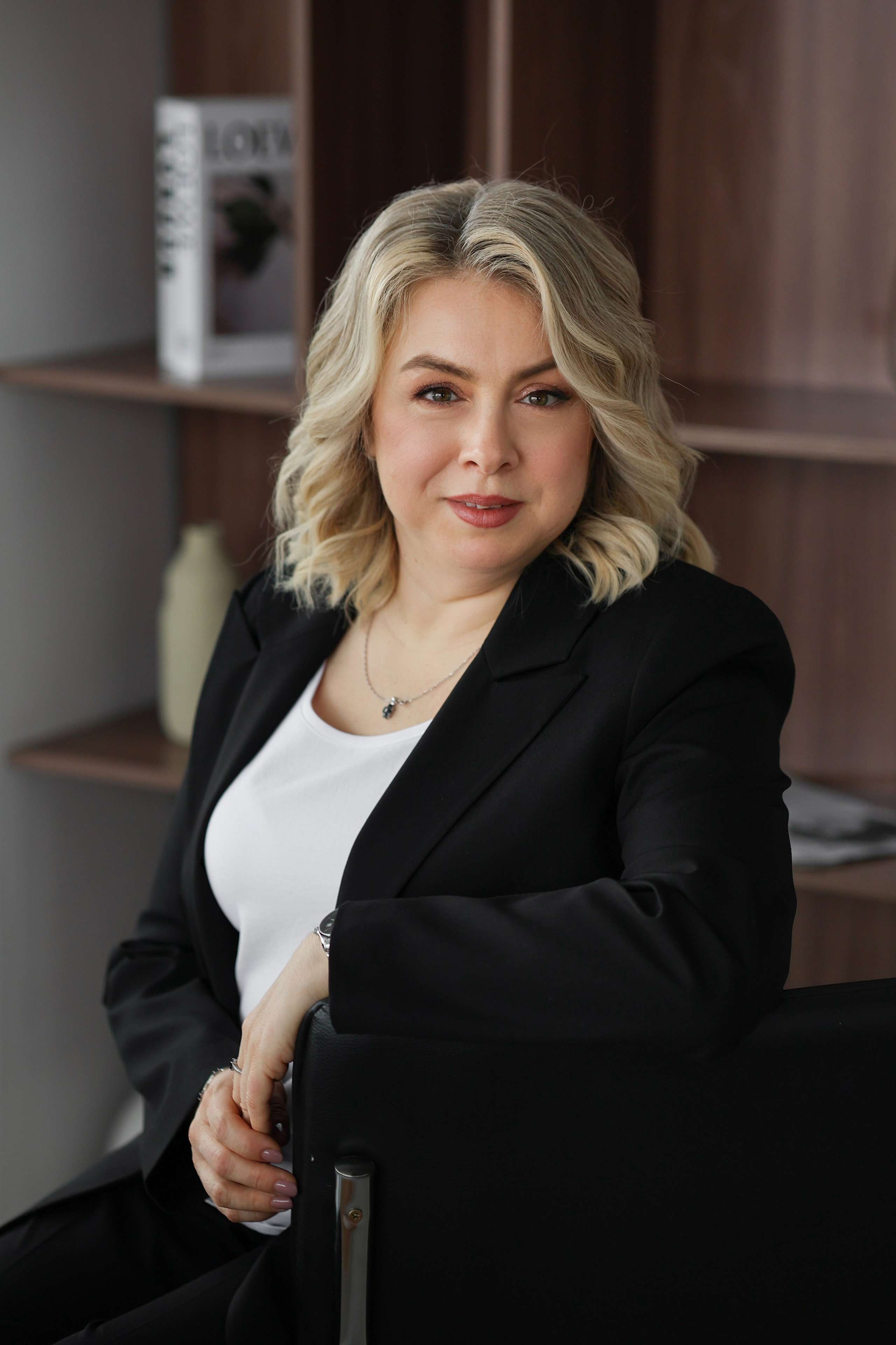 Бизнес портрет — Деловой контент. Марина Соколова. Контентный и семейный фотограф г. Красноярск