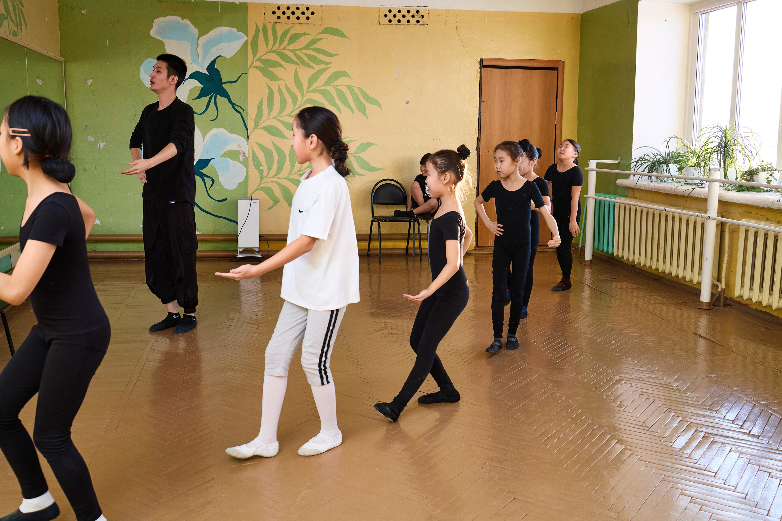 Танцы. Главная