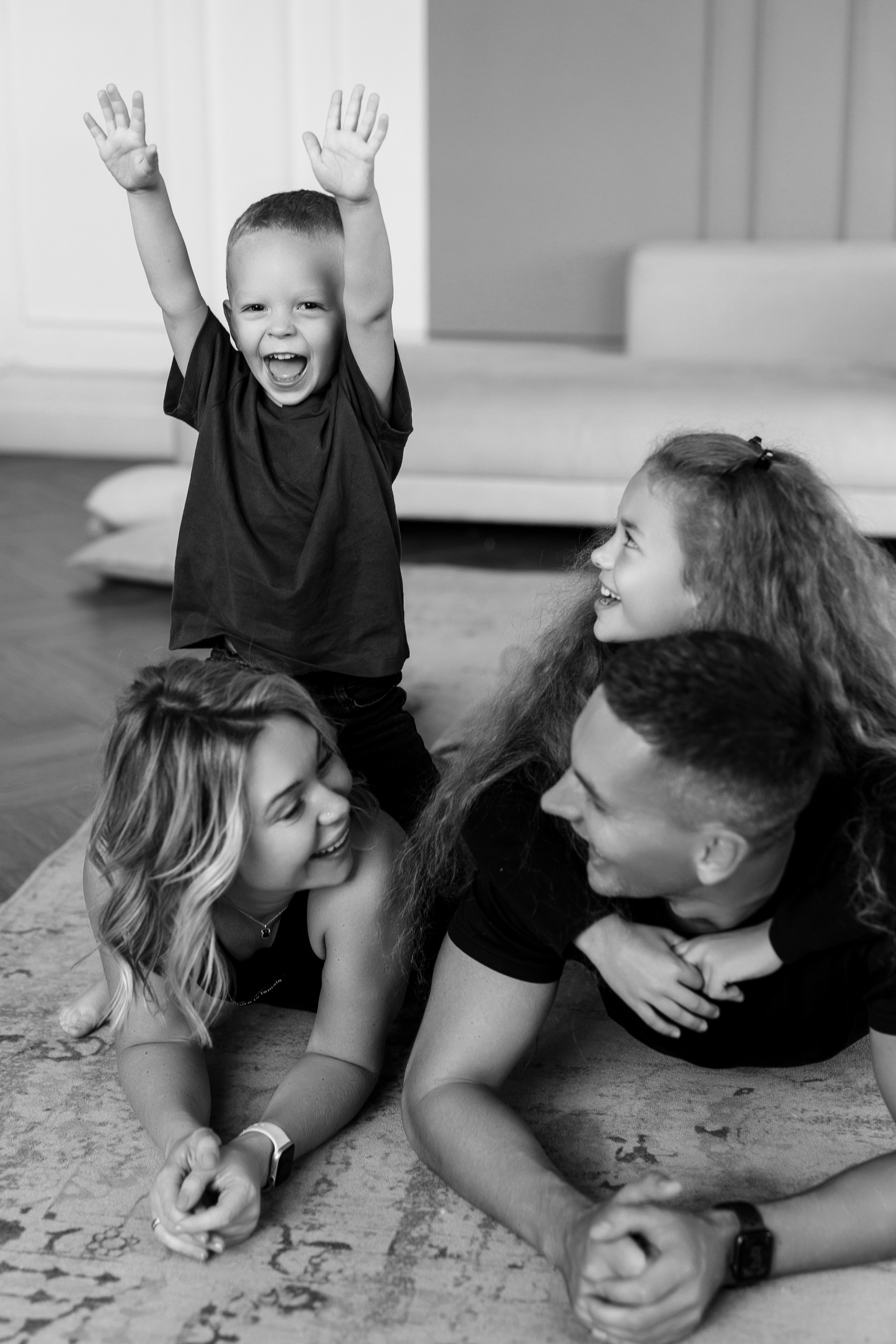 Семейная фотосессия в СПб. Семейный фотограф Карина Маффи