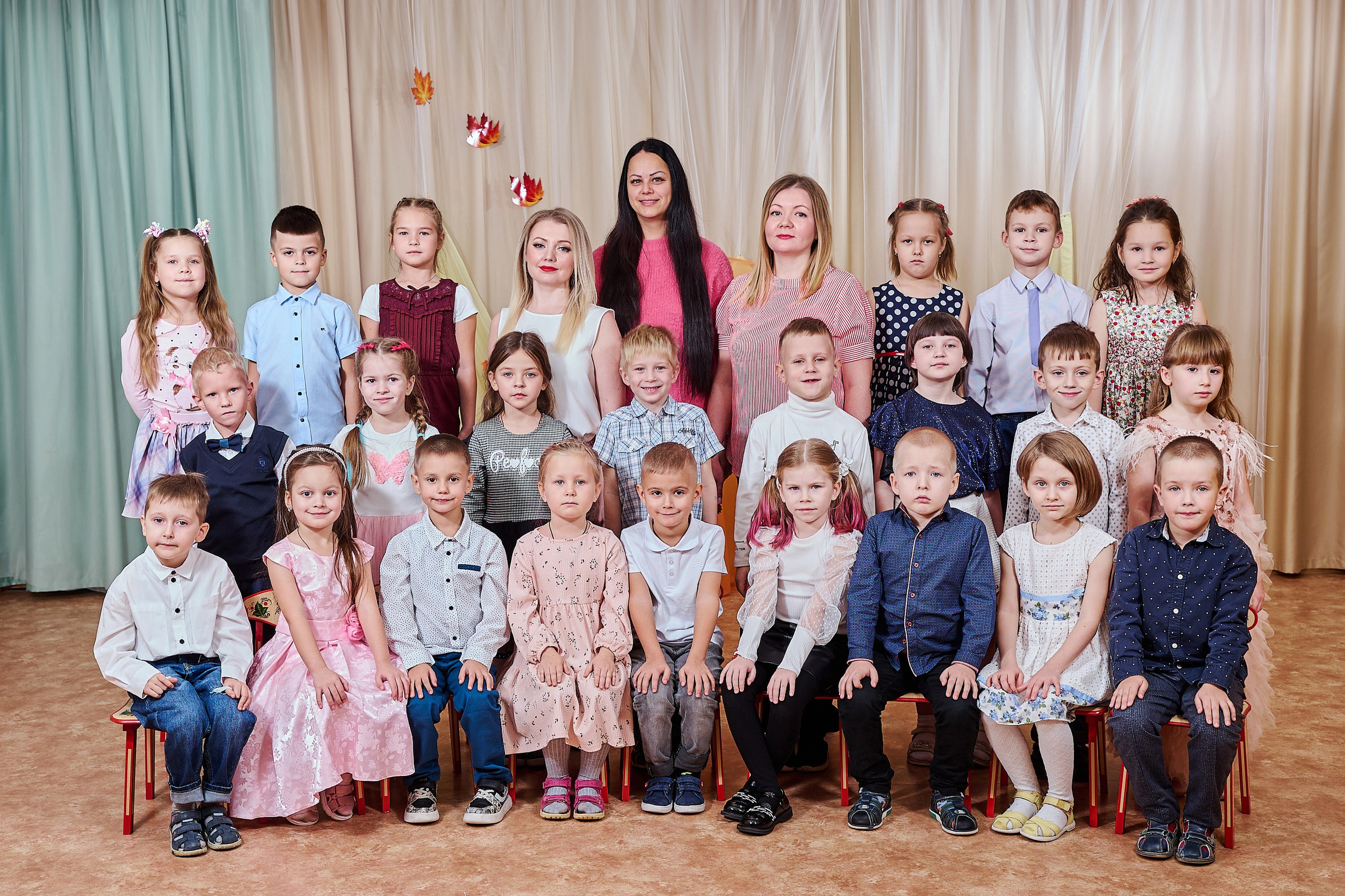 Групповые и общие фотографии. Детский сад. Выпускные альбомы. Предметная и контент съёмка. Фотостудия Klass