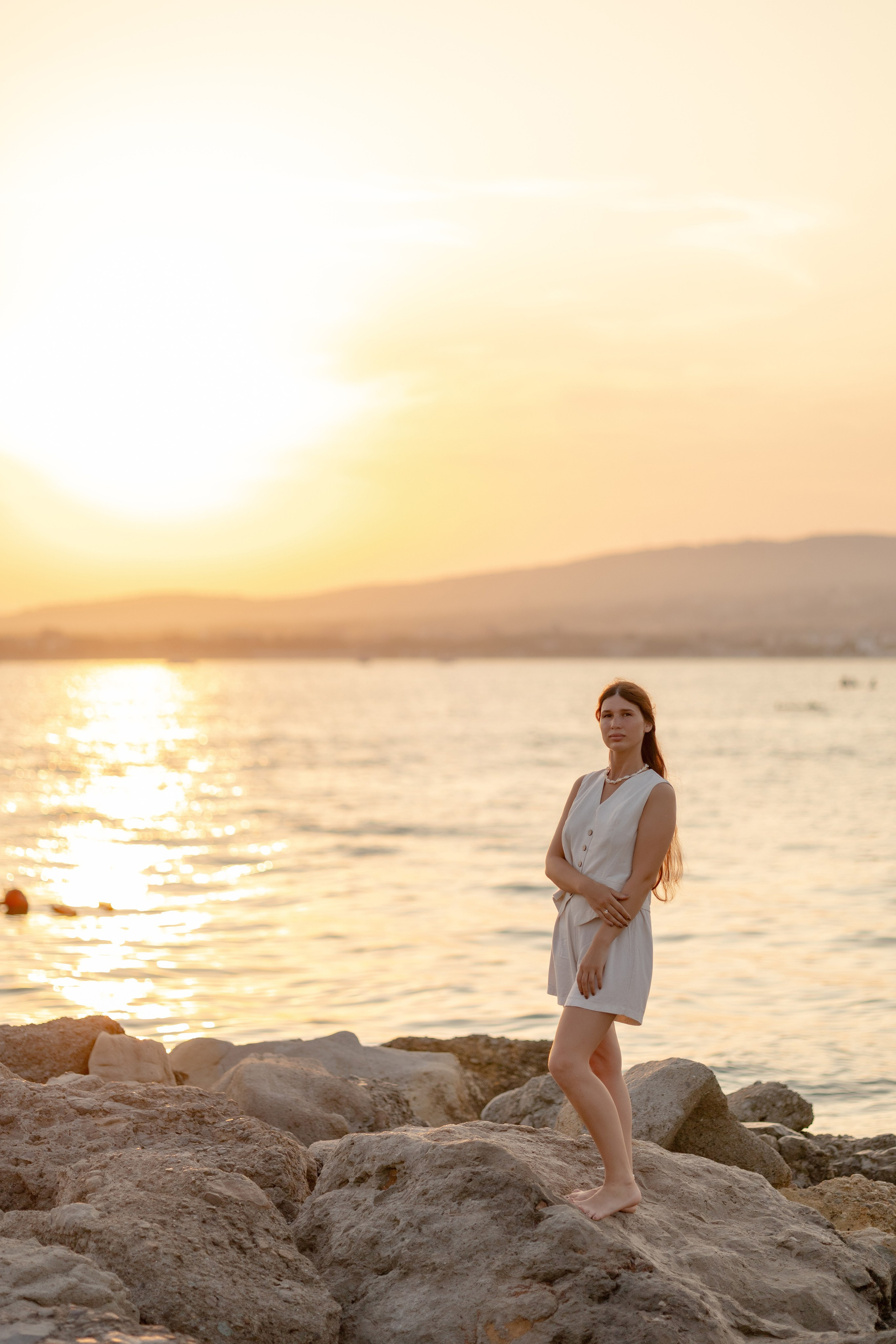 Закат на пляже Метрополь. Семейный и портретный фотограф в Геленджике Любовь Бодрова