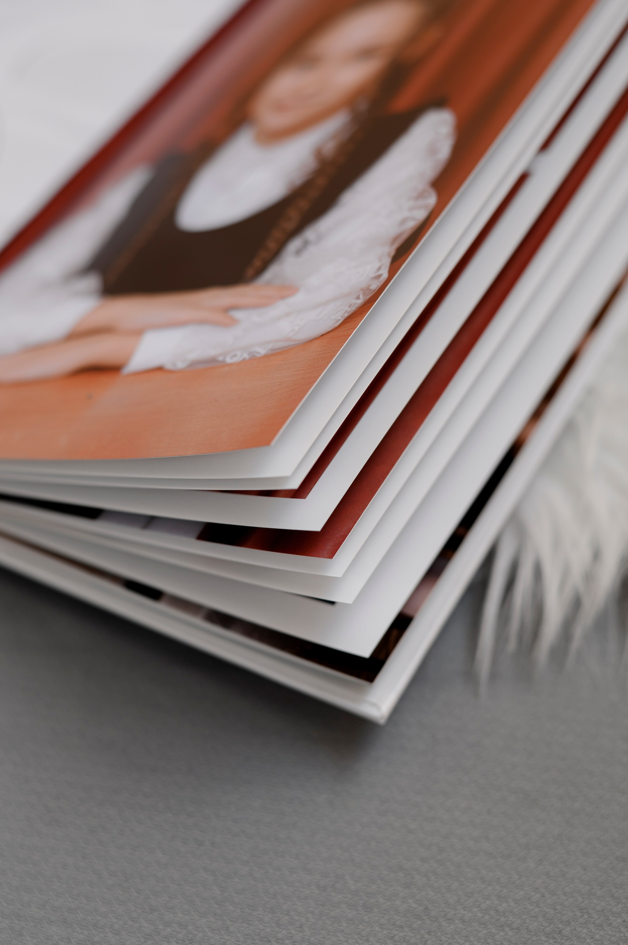 Школьные альбомы. Свадебные и семейные фотокниги