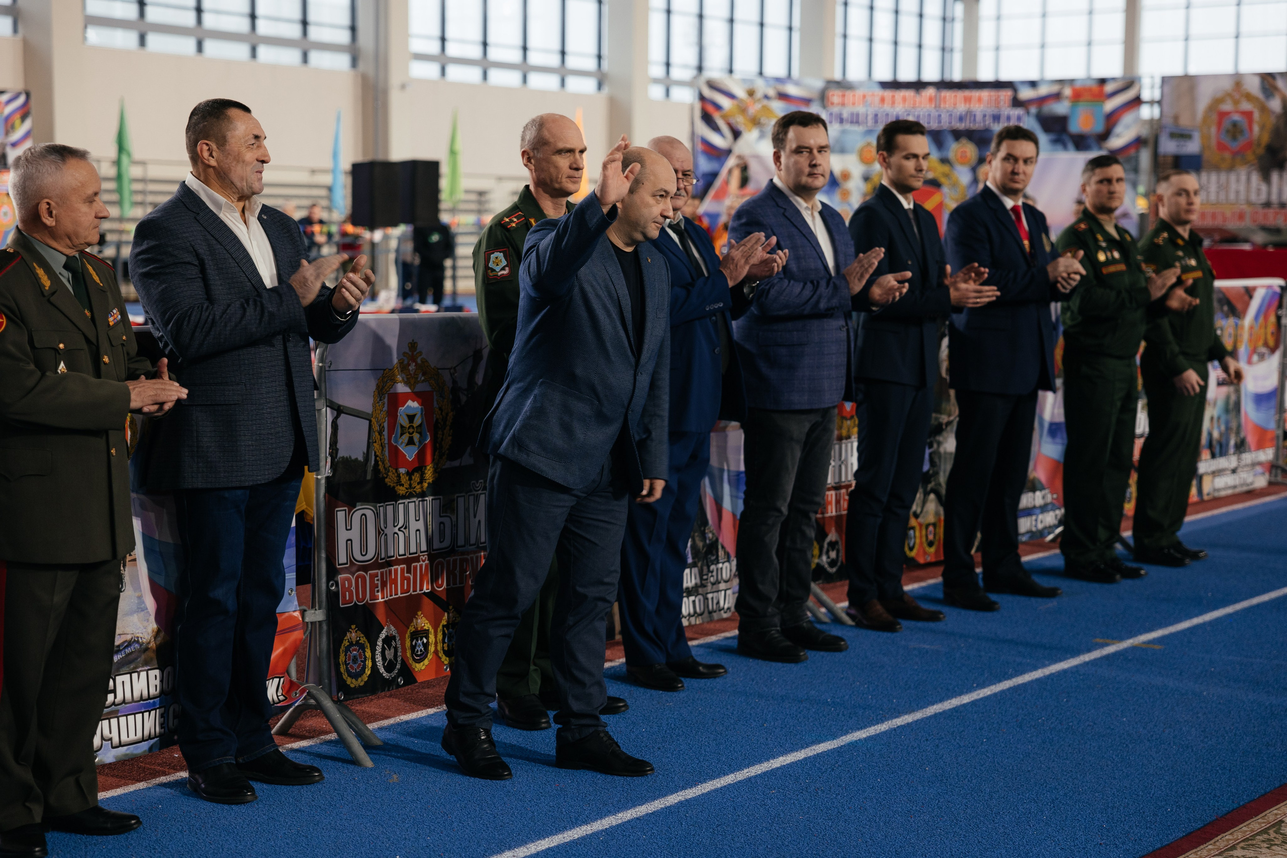 Манеж соревнования. Фотограф Крохин Олег