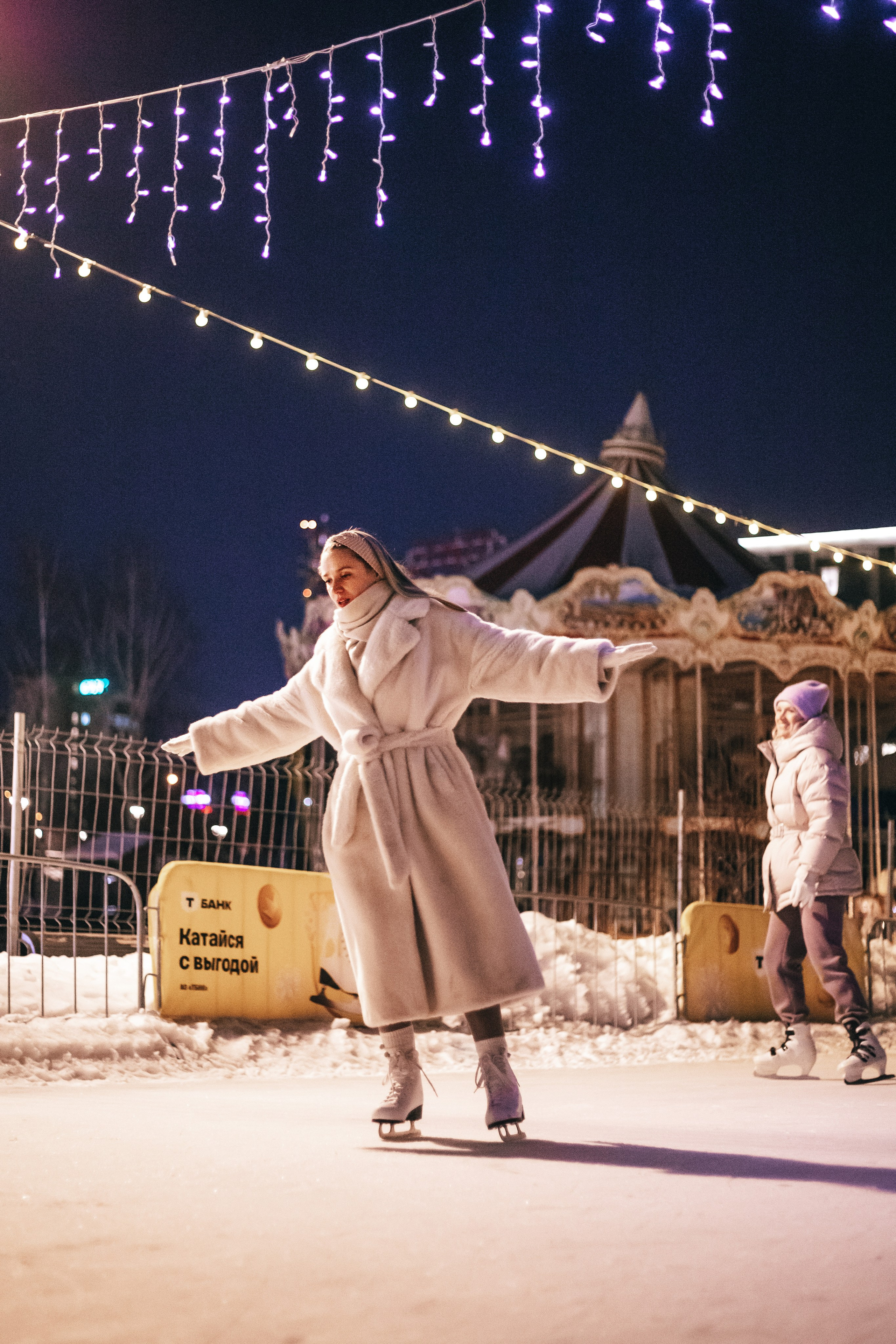 Девичник на катке. Семейный и детский фотограф в г. Новосибирске Макеева Анастасия