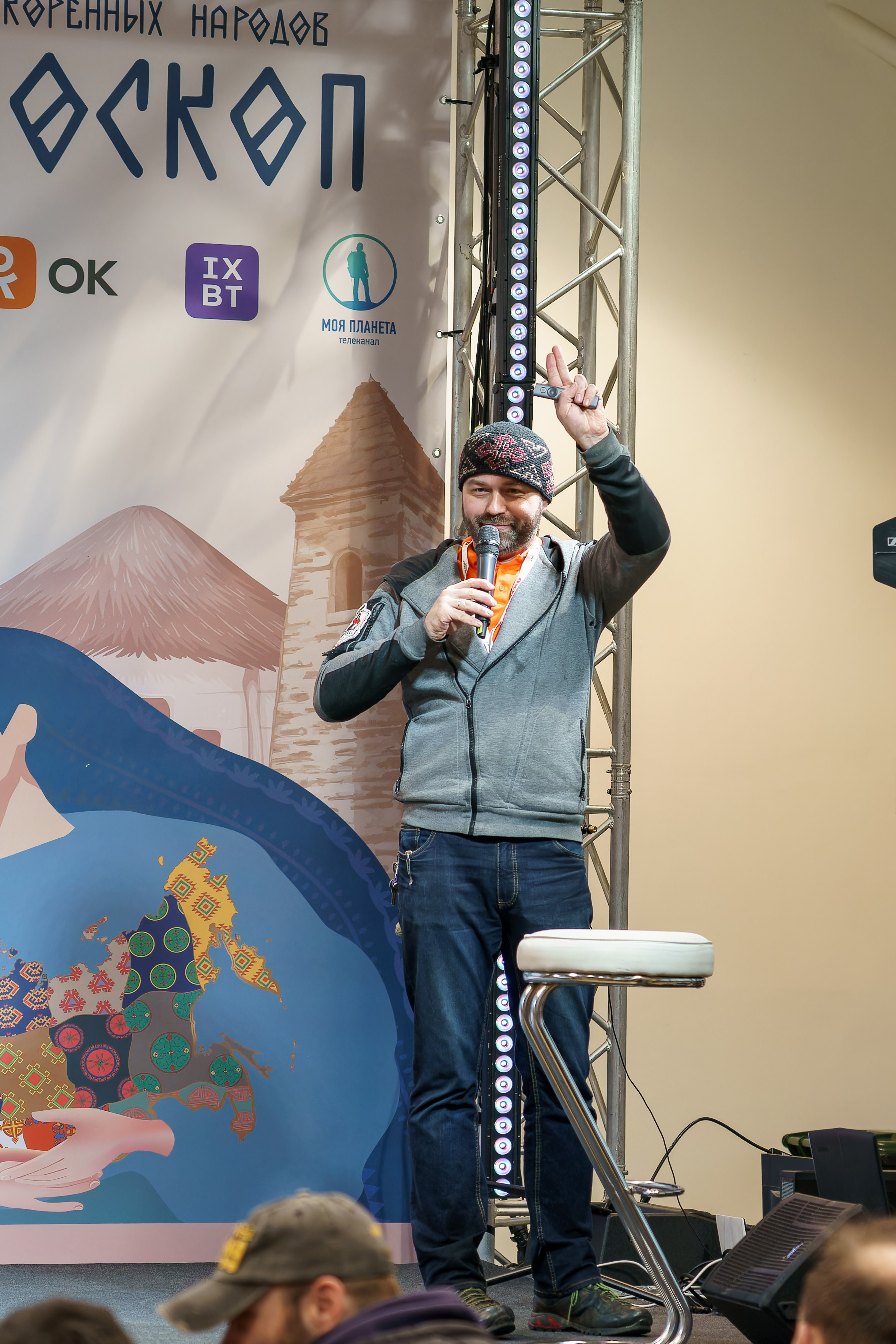 Прогулка по выставке «Поехали 2024 год». «Студия DRONAVT`s» — видеосъёмка и фотография г. Москва