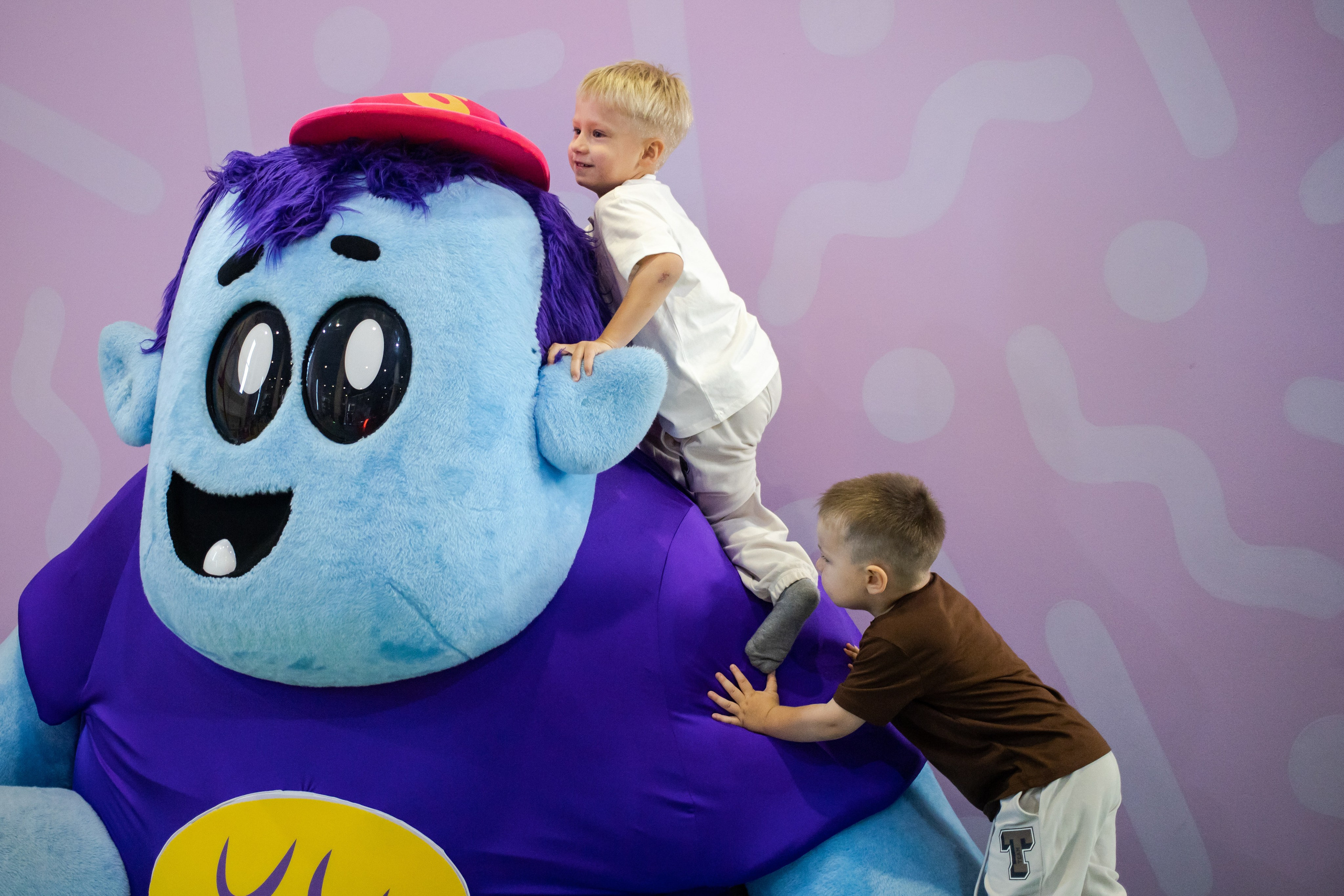 Марату 5. Фотографии с любовью