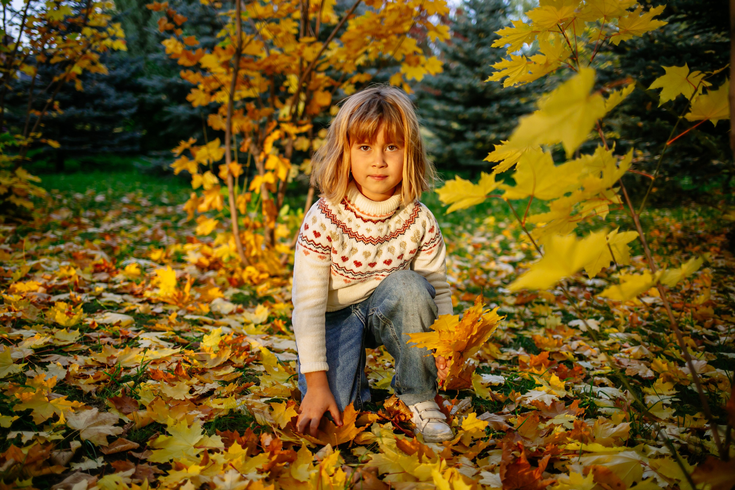 Юля, Анюта, Есения