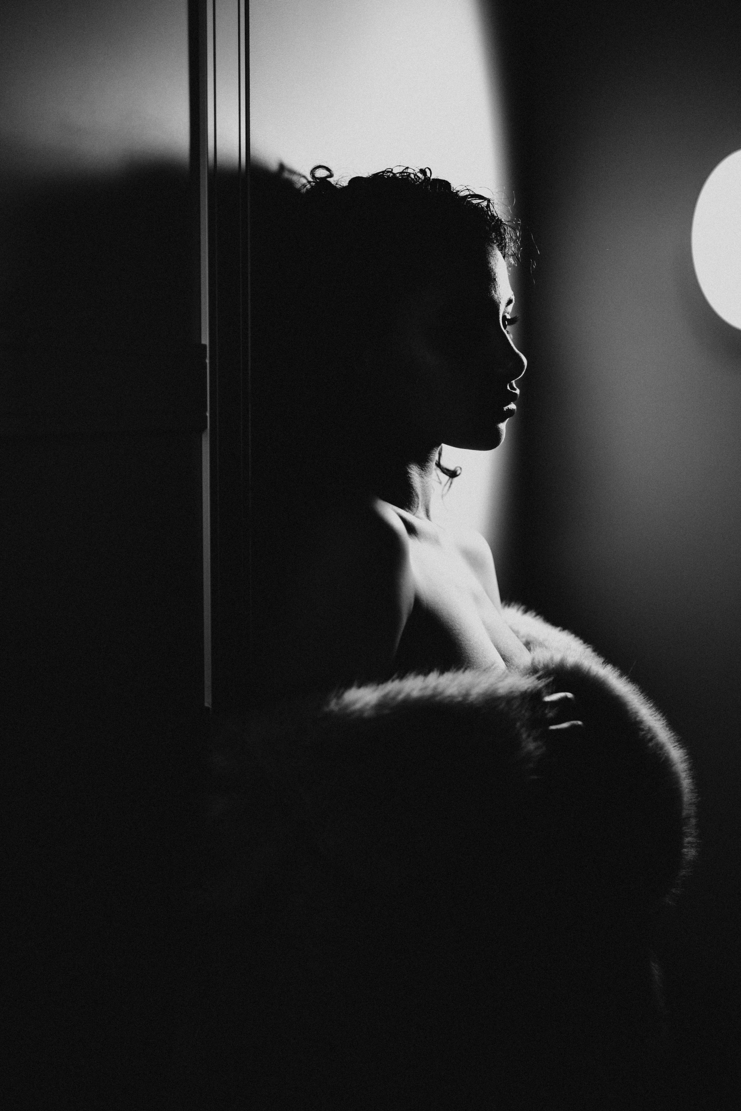 Обнажение. I am Diana, a portrait photographer. I take pictures around the world