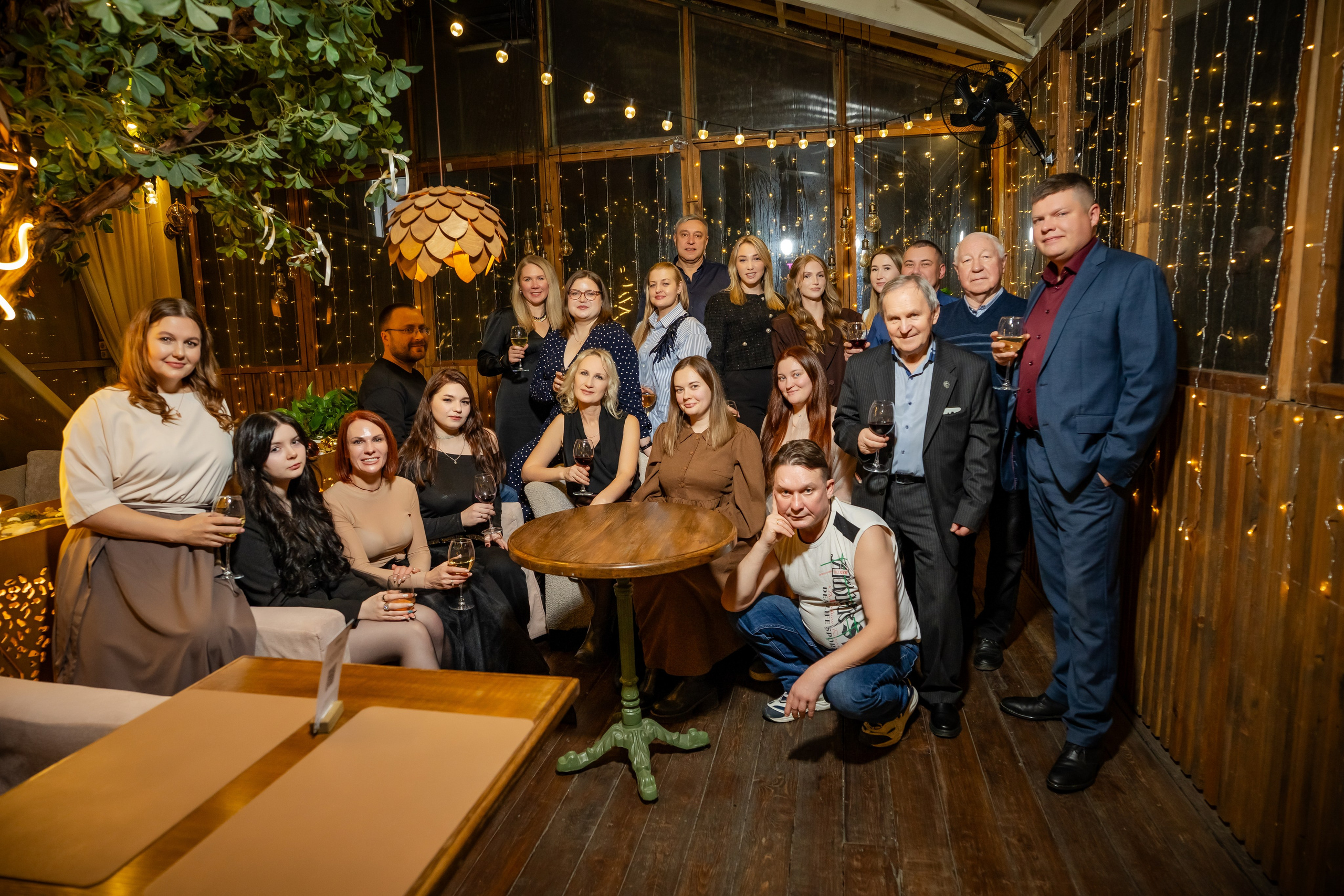 Сборные корпоративы в ресторане «Плюшкин» Декабрь 2025. Фотограф Александр Вишняков