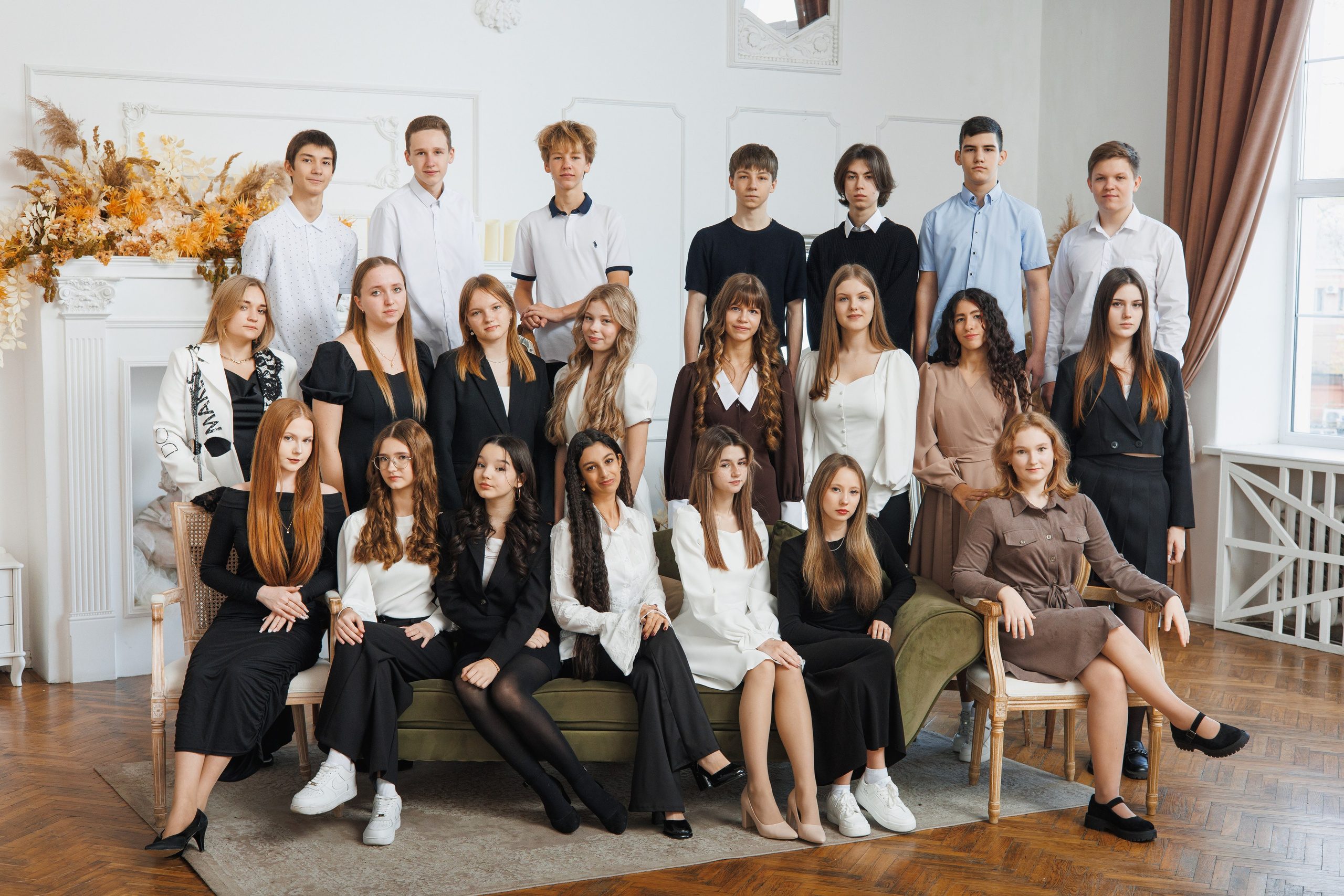 Локация для коллективных кадров № 5. Выпускные альбомы клевербук Воронеж