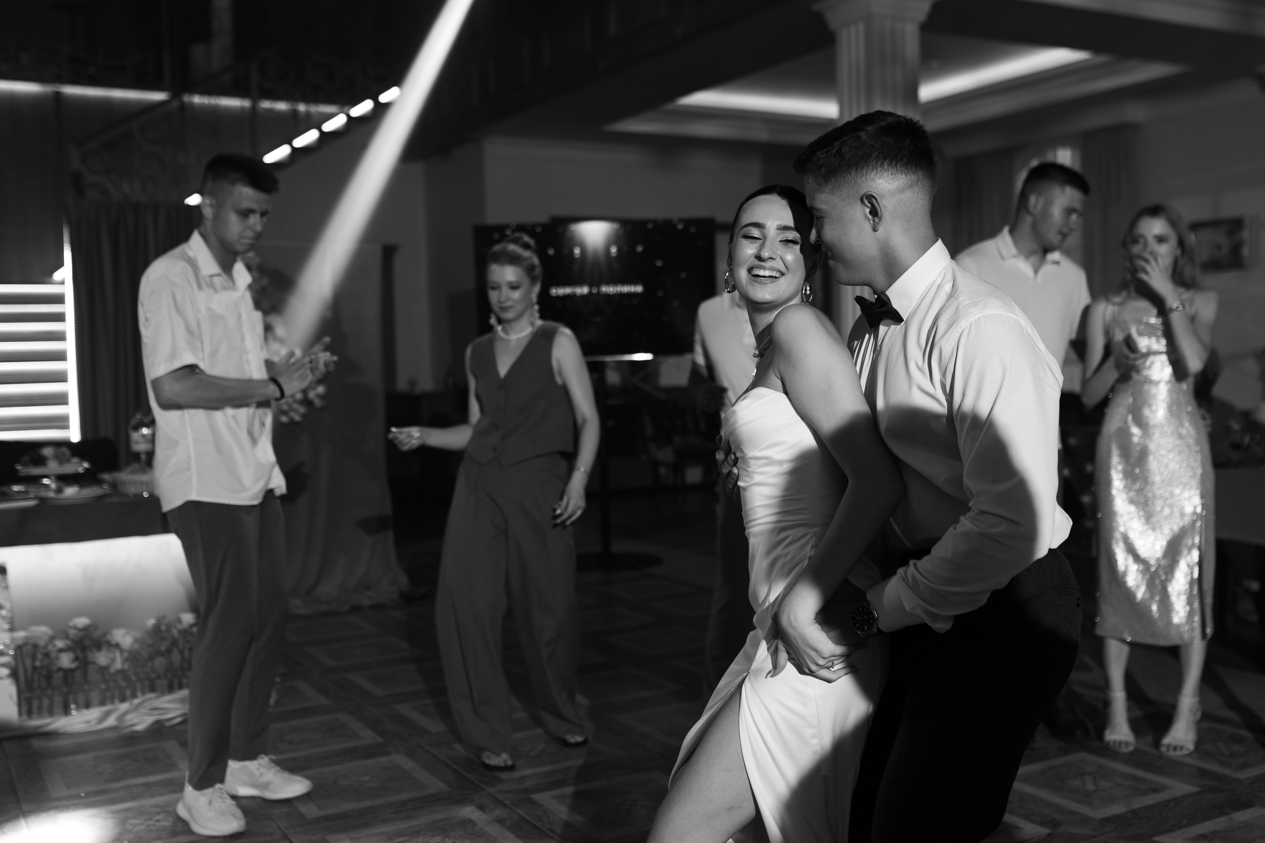 LoveLand: свадьба в тёплых оттенках 🧡. Свадебный фотограф Елена Рубцова