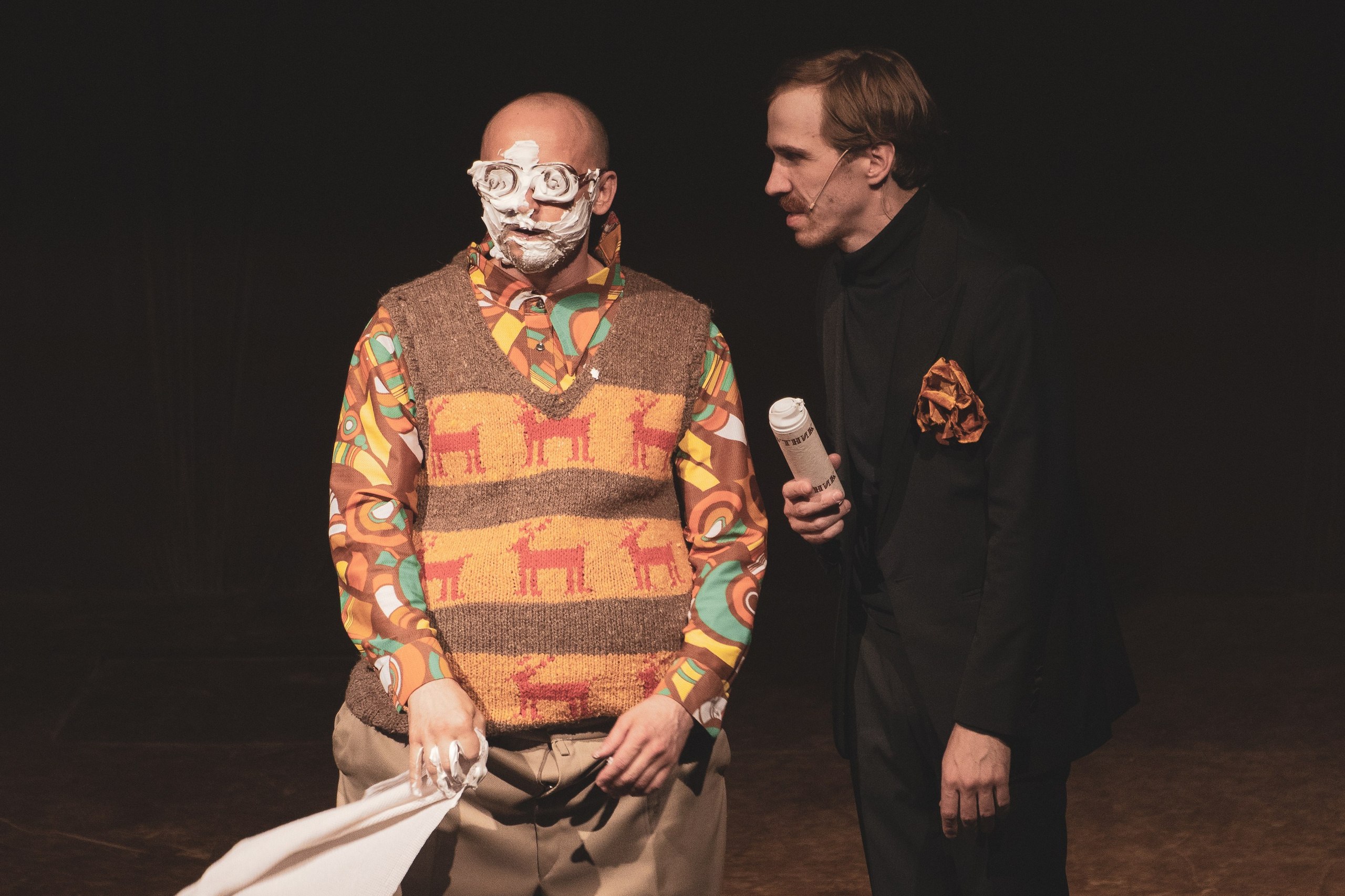 Петерс_Театр Старый дом_Новосибирск. Фотограф. г. Южно-Сахалинск. Олег Толстов