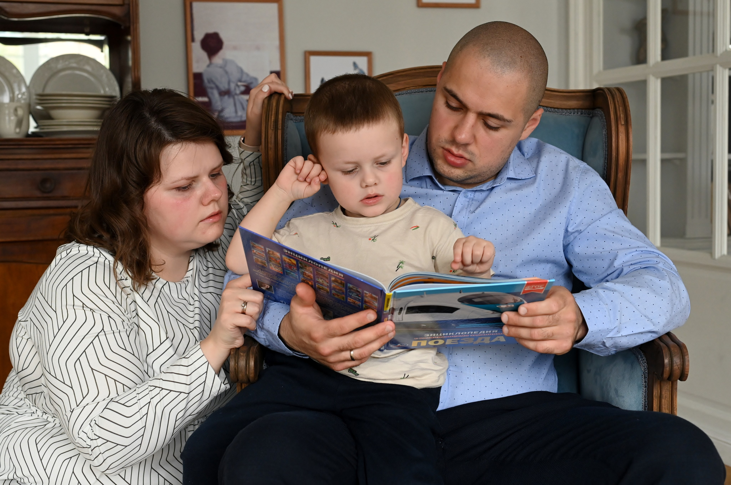 Студийная фотосессия семьи. Свадебный и семейный фотограф в Москве Ирина Гончарова